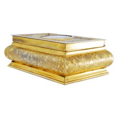 Gilded silver jewelry box with plant engravings and enamel gallant-scene lid