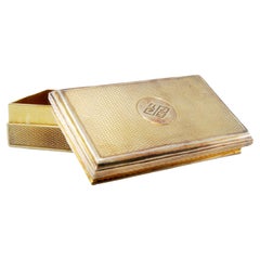 Gilded silver pill box with guilloche
monogrammed lid Gilded silver pill box with guilloche
monogrammed lid