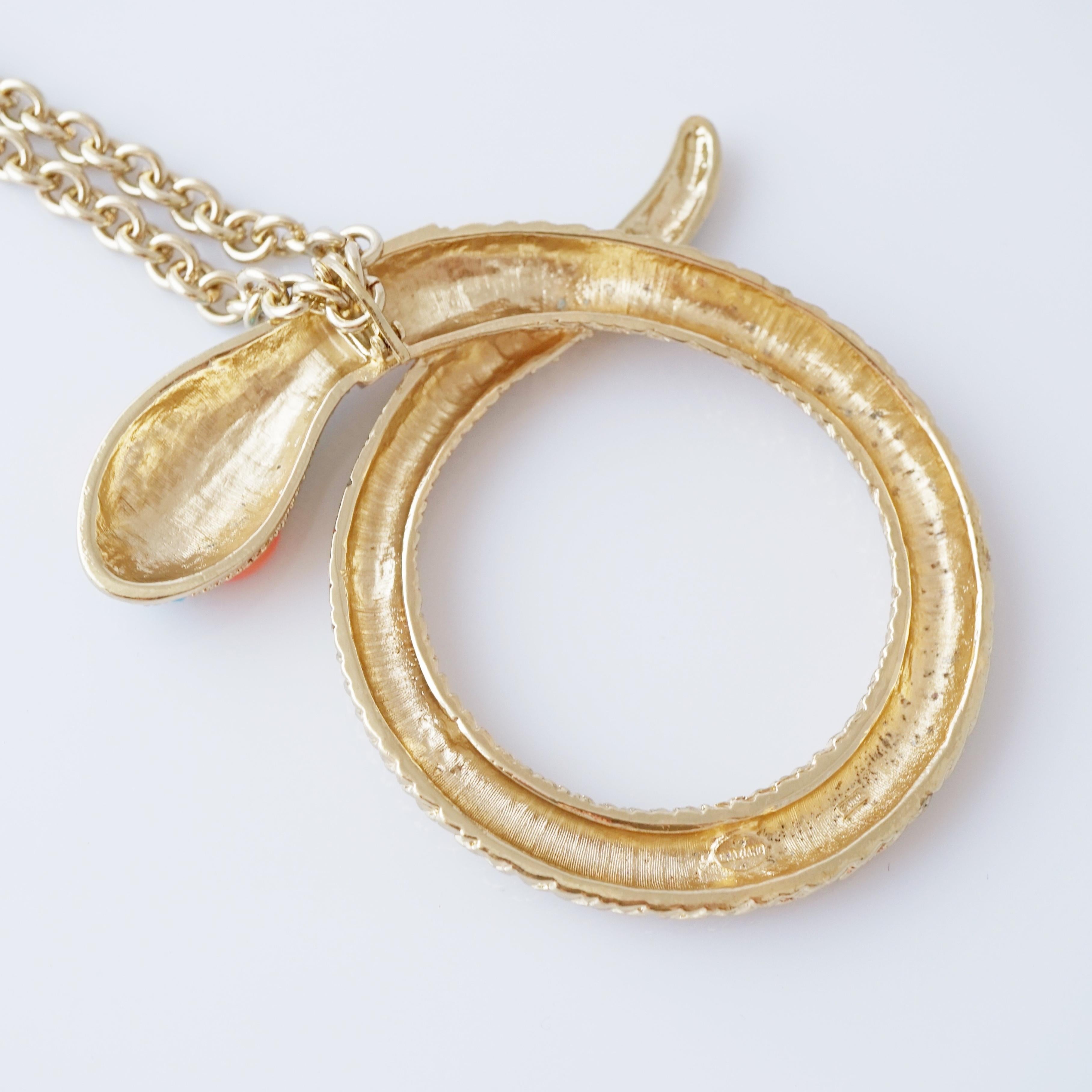 Collier à pendentifs en serpent dor�é avec accents de turquoise et de corail par Graziano, années 1980 Bon état - En vente à McKinney, TX
