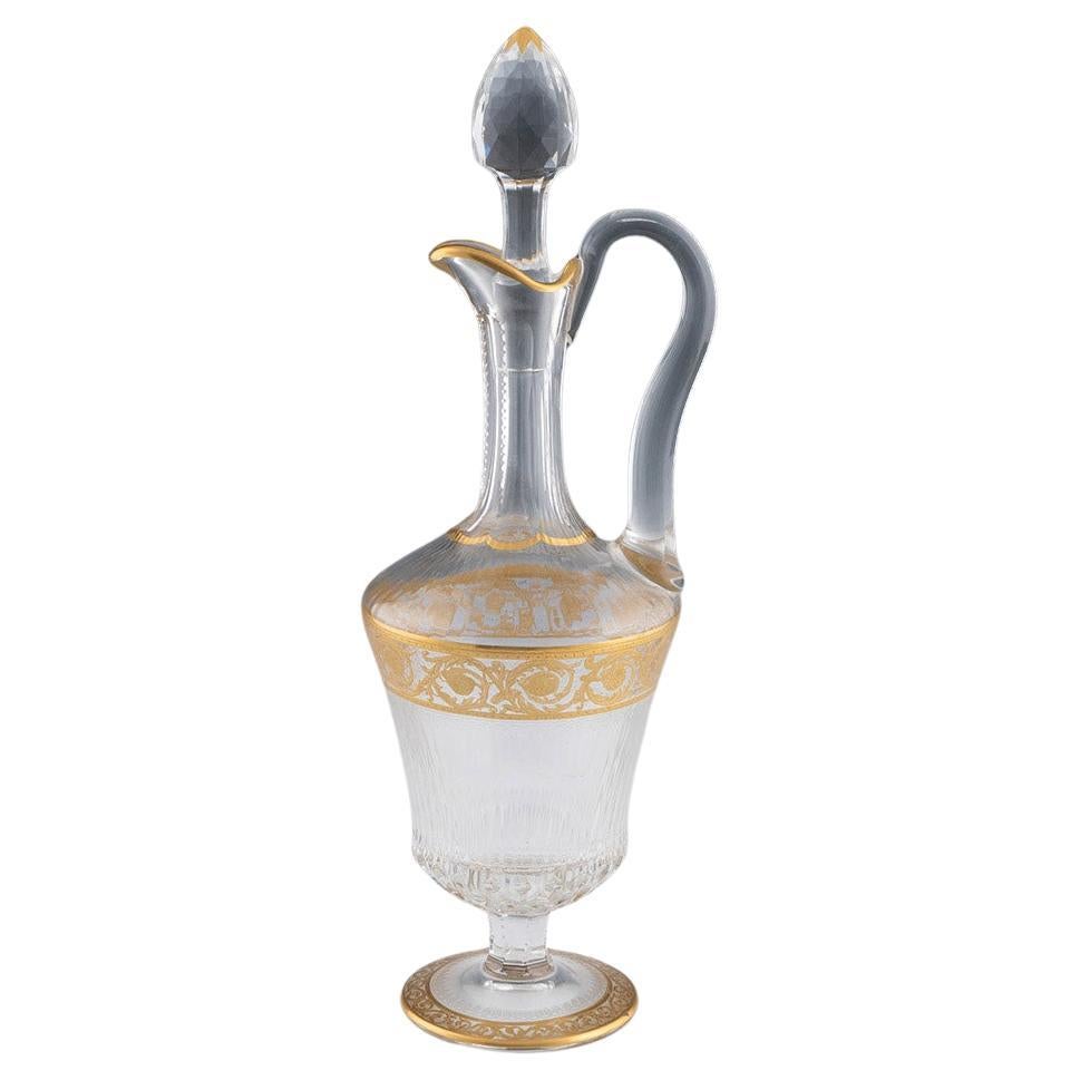 Pichet à vin de St Louis doré à motif callot vers 1930
