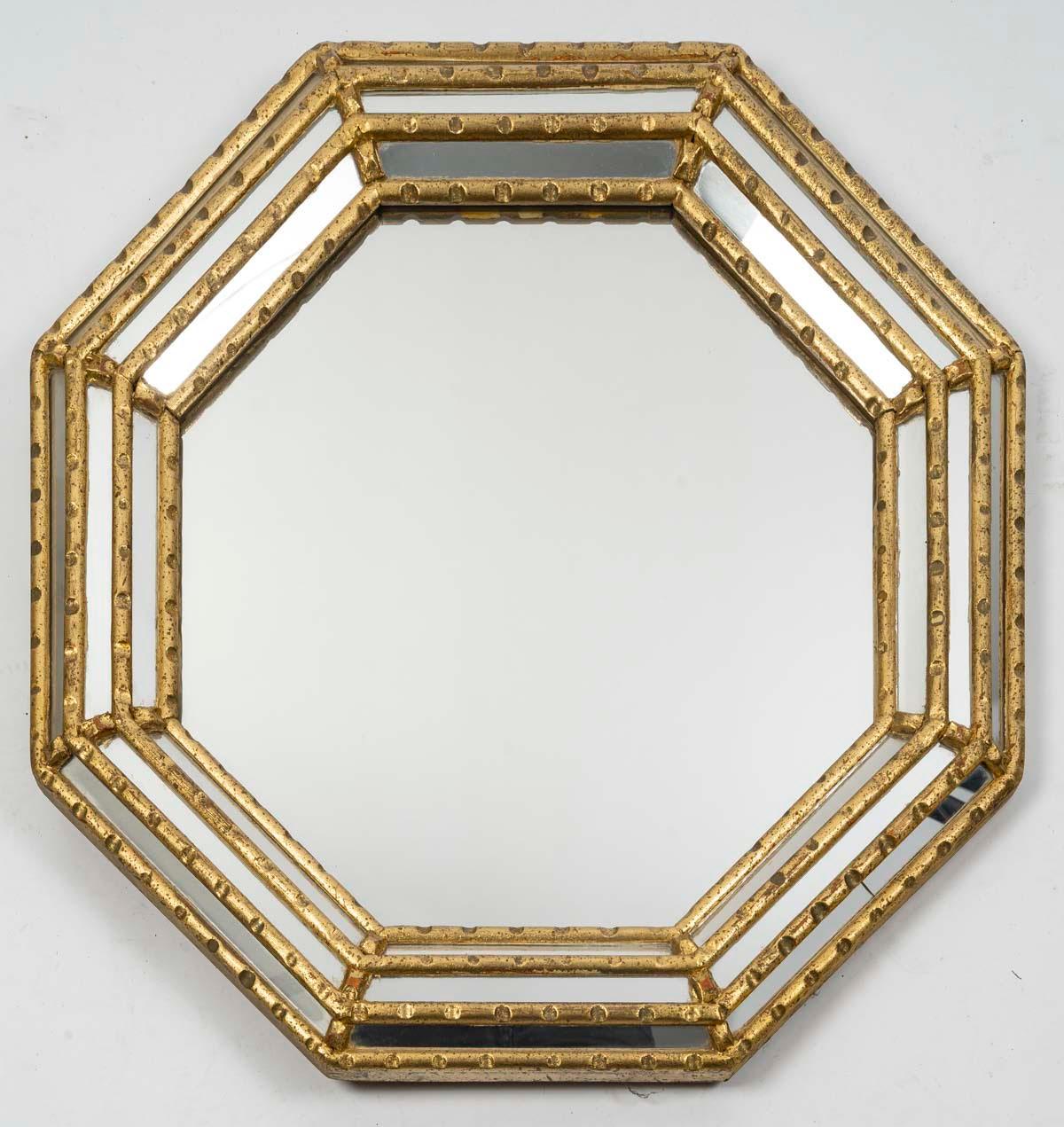 Francese Specchio in stucco dorato e cloisonné, 20° secolo. in vendita