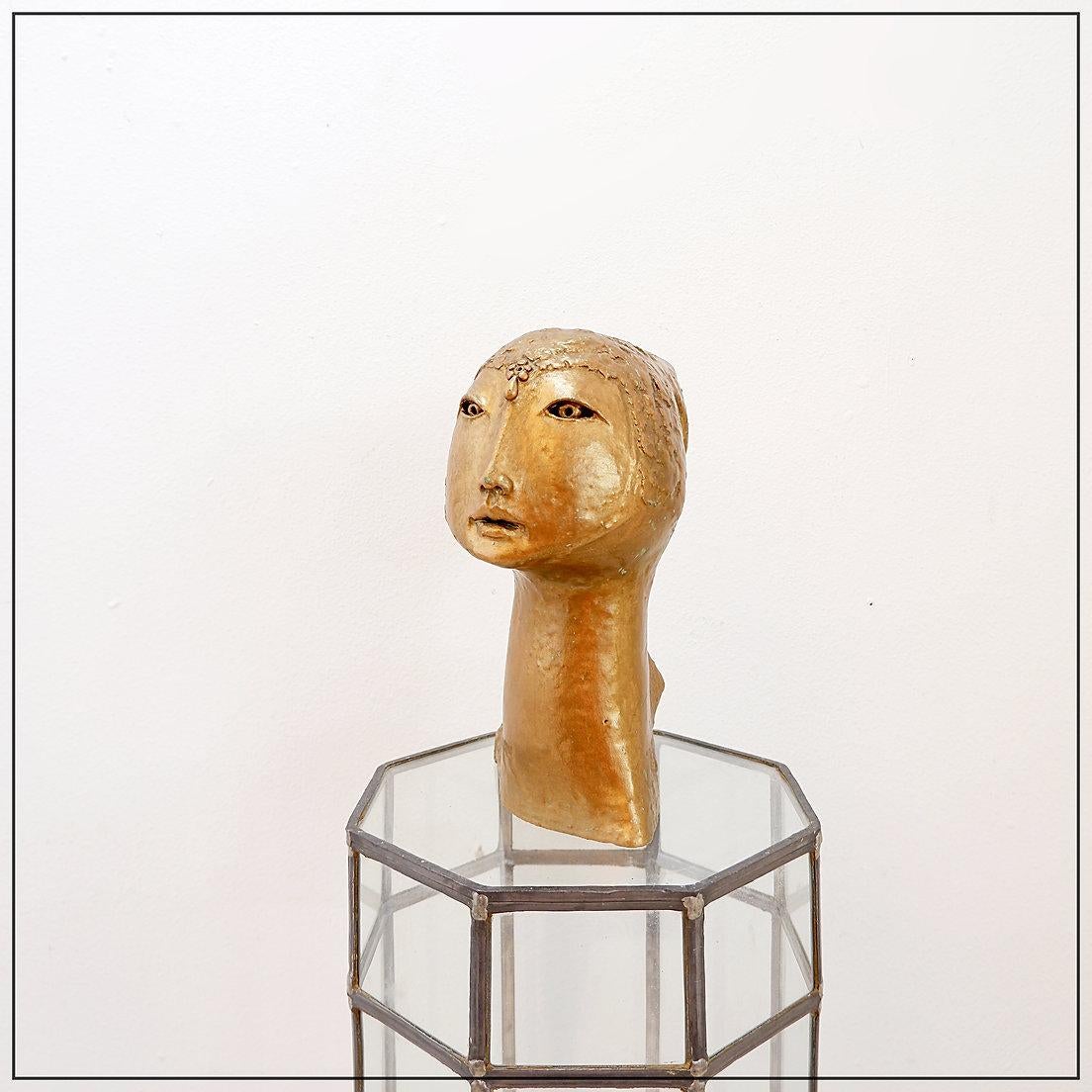 Scultura di testa di donna in terracotta dorata
Tribal Art - Terracotta - Decorazione
Misure: 17x20cm H. 28,5cm 