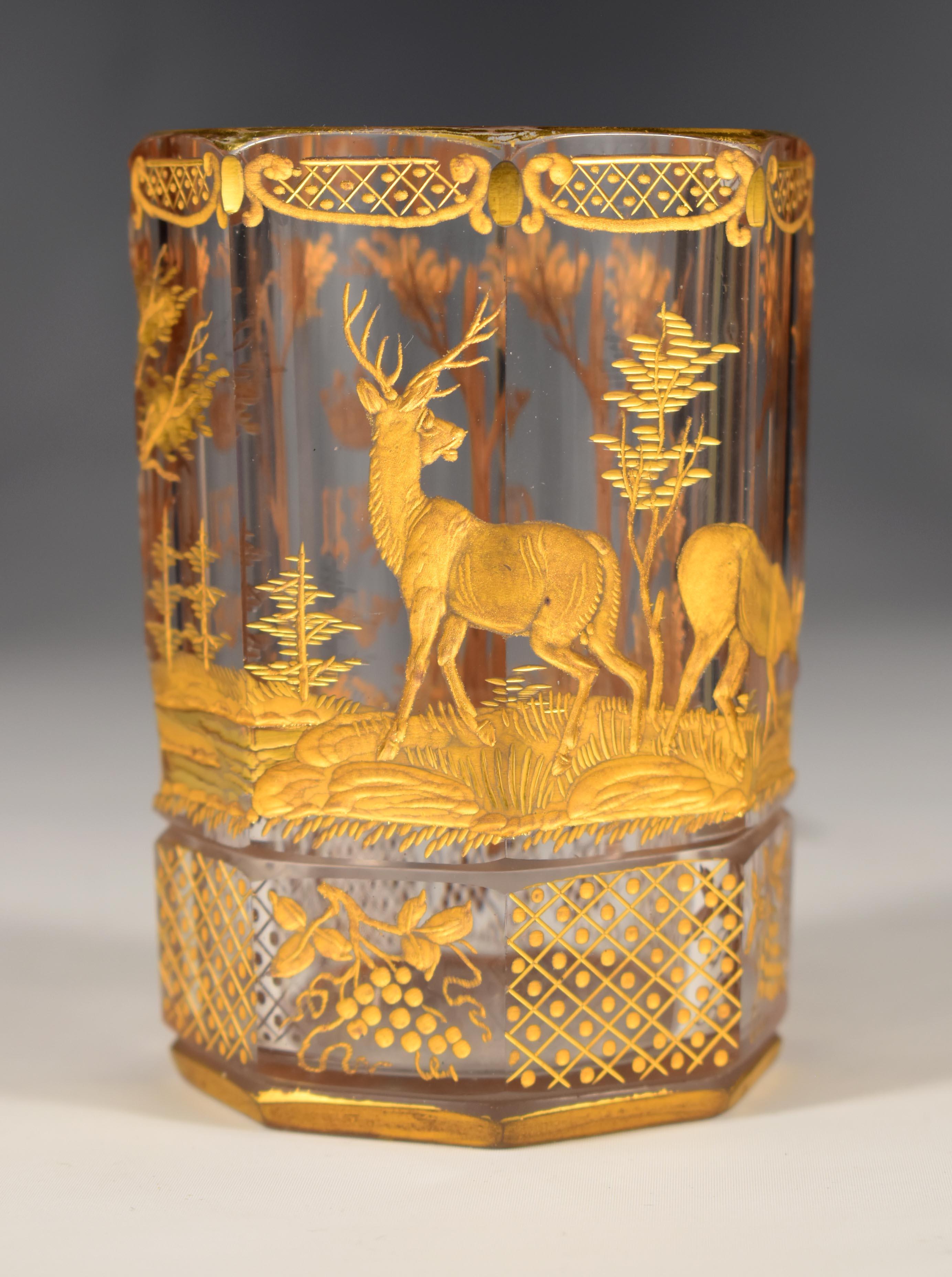 Gilded Vase + Two Gilded Glasses - Hunting motif. 20th century For Sale 6