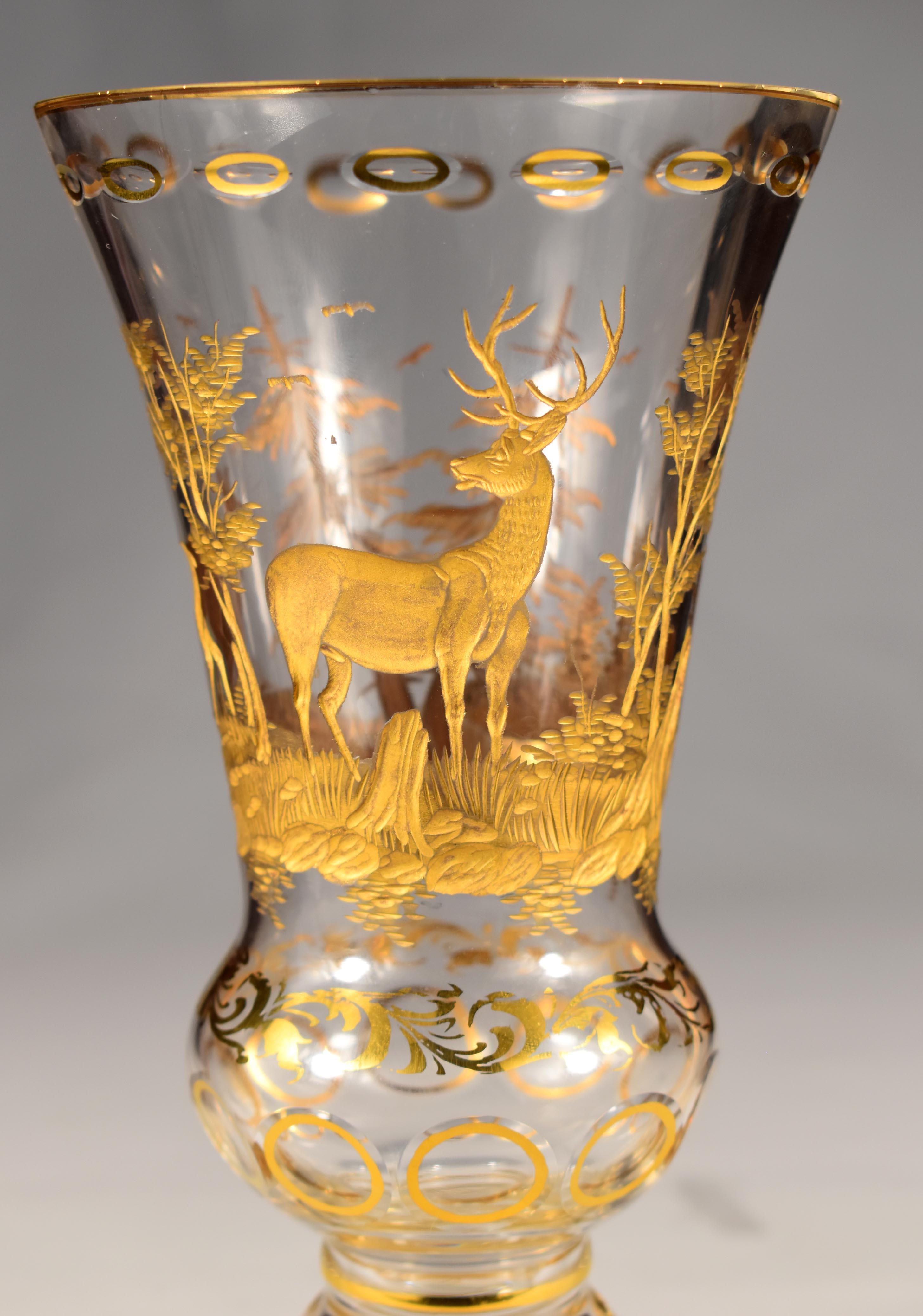 Gilded Vase + Two Gilded Glasses - Hunting motif. 20th century In Good Condition For Sale In Nový Bor, CZ