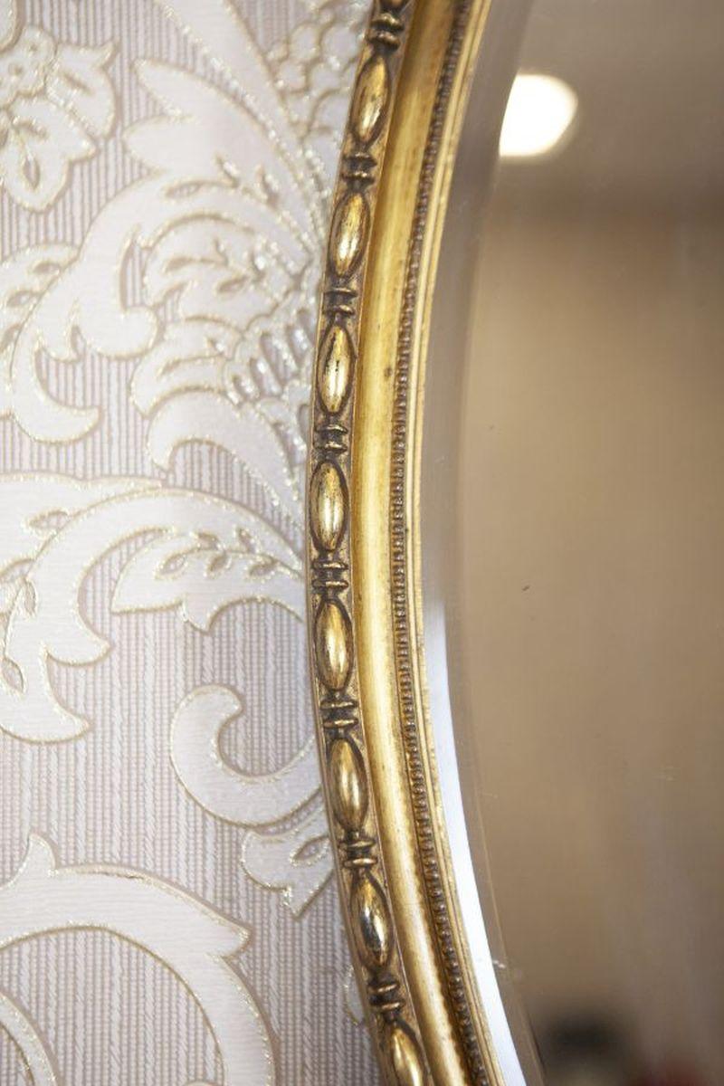 Espejo de pared dorado de estilo Luis XVI, principios del siglo XX en Bueno estado para la venta en Opole, PL
