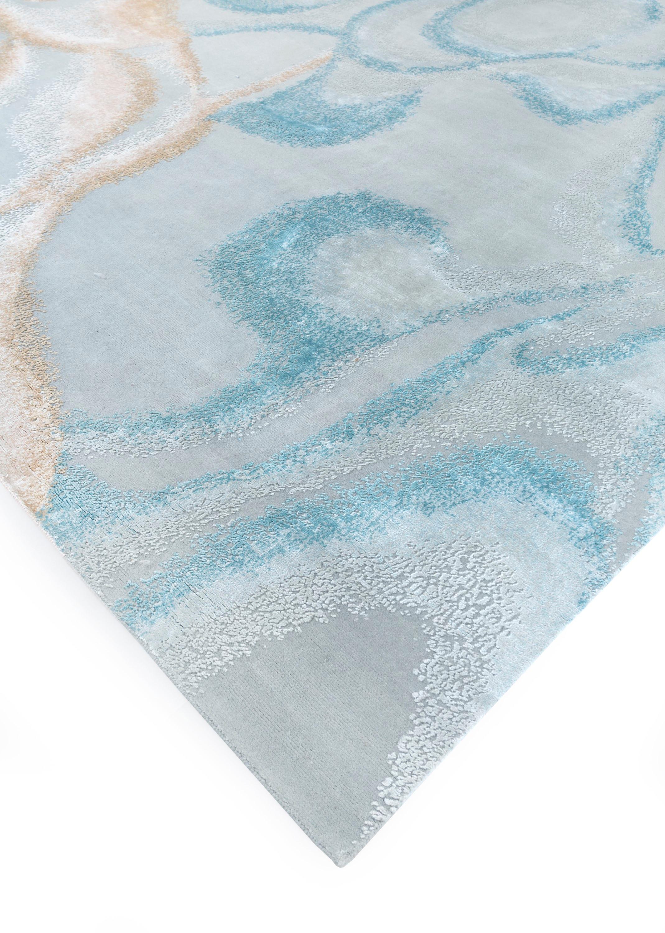 Indian Gilded Waves Sea Blue & Gold 300x420 cm Hand Knotted Rug For Sale