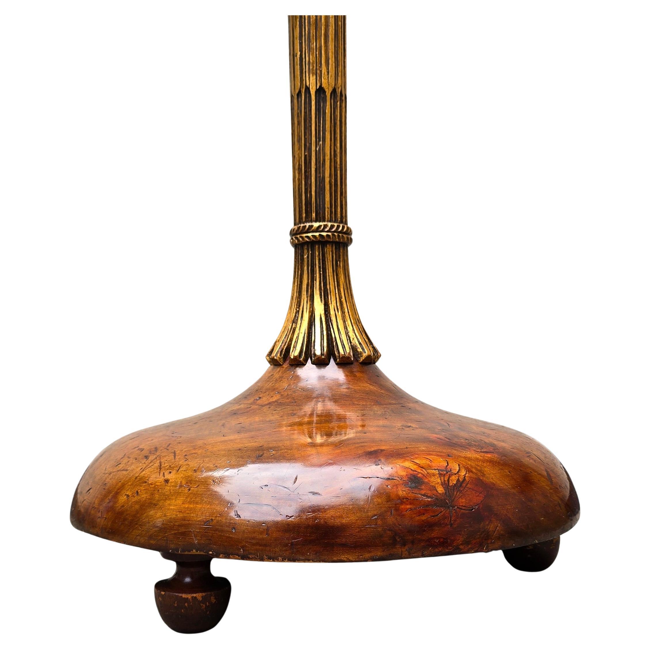 Lámpara de pie de madera dorada de Alfred Chambon, años 30 en venta 3