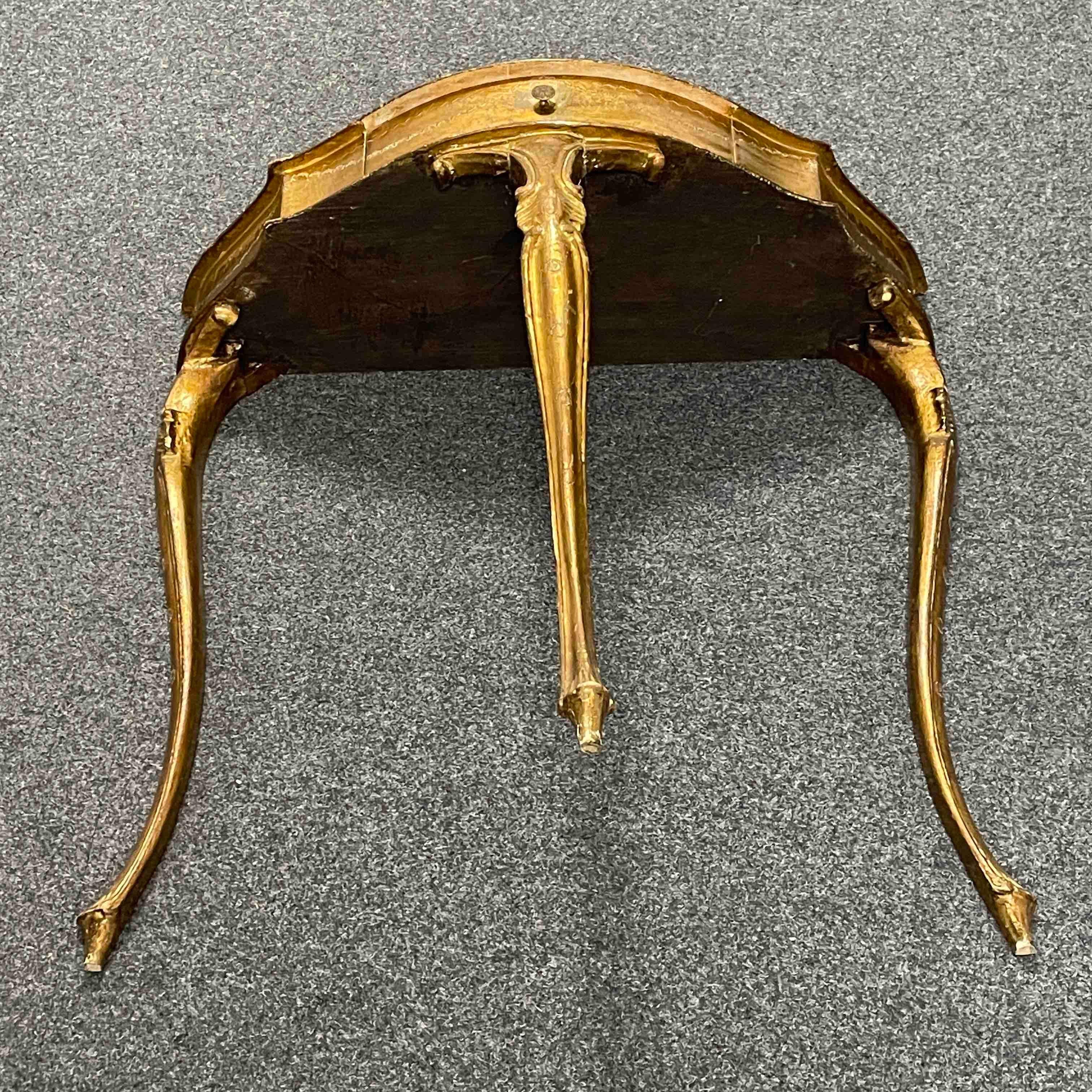 Table console en bois doré de style florentin Hollywood Regency avec tiroir en vente 11