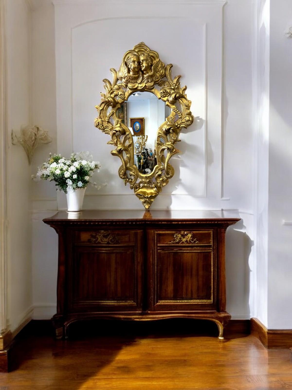 Espejo de Madera Dorada con Putti, Italia, Siglo XIX Rococó en venta