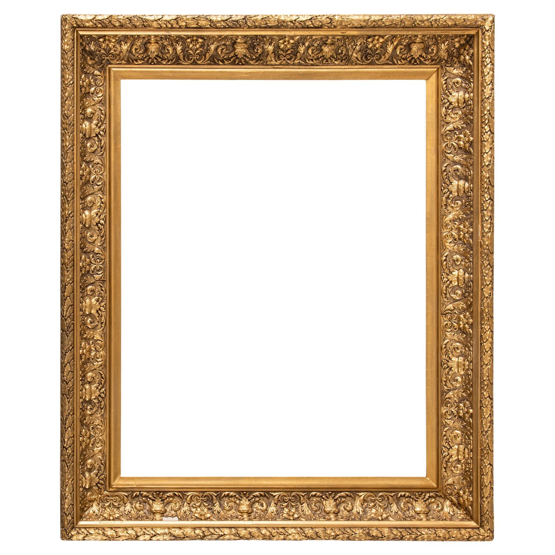 Cadre ancien en bois doré pour la peinture ou pour le miroir en vente