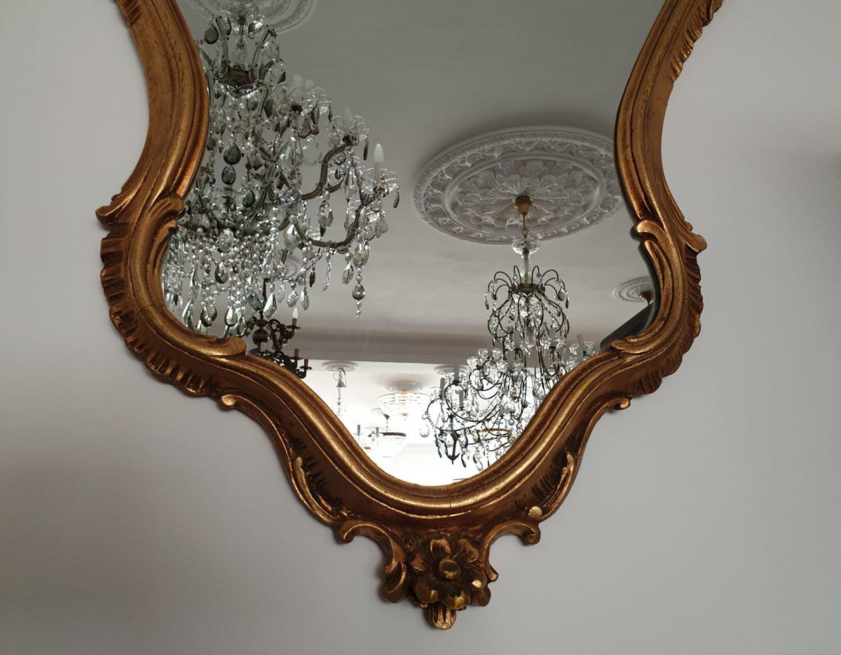 19th Century Gilded Wood Rococo Revival Style Mirror with Rocaille Crown For Sale