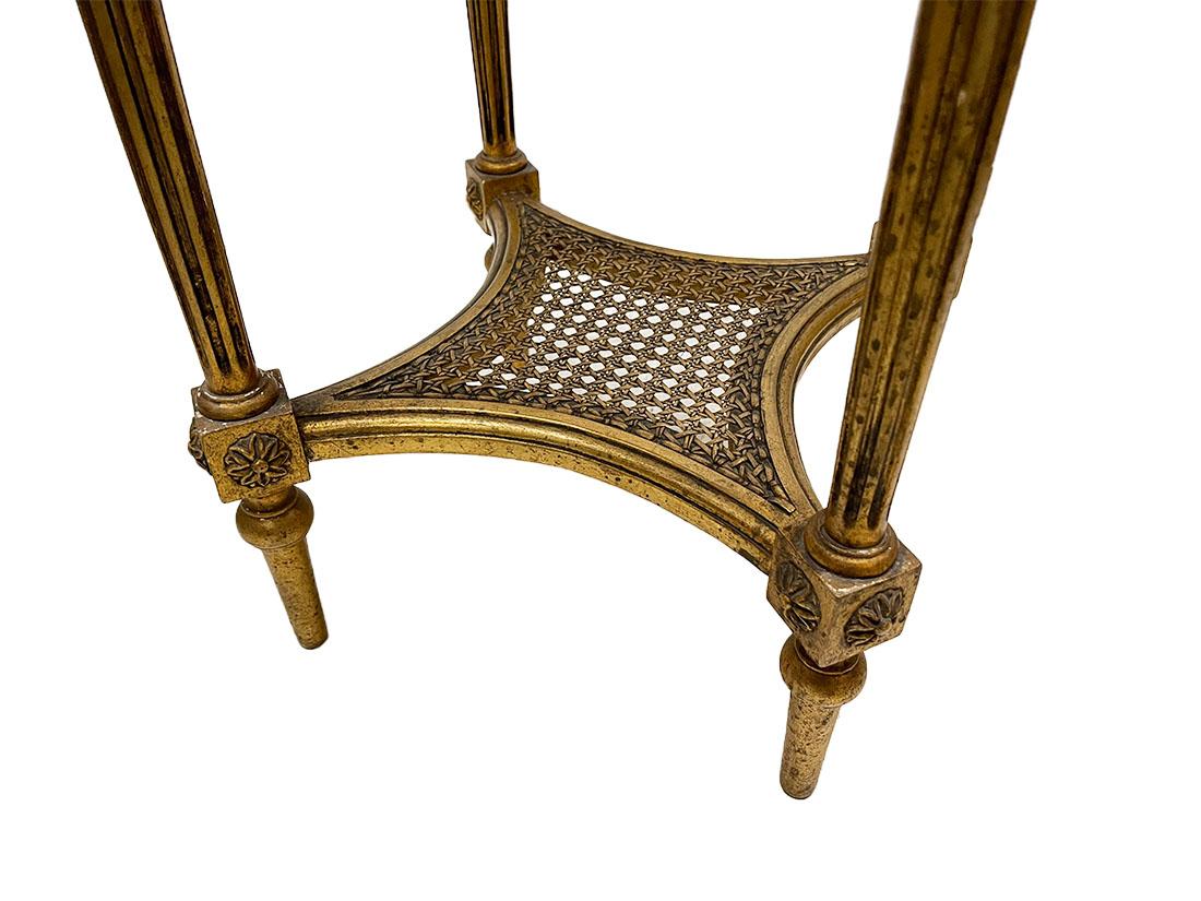 Gilt Gilded wooden side table with marble top For Sale