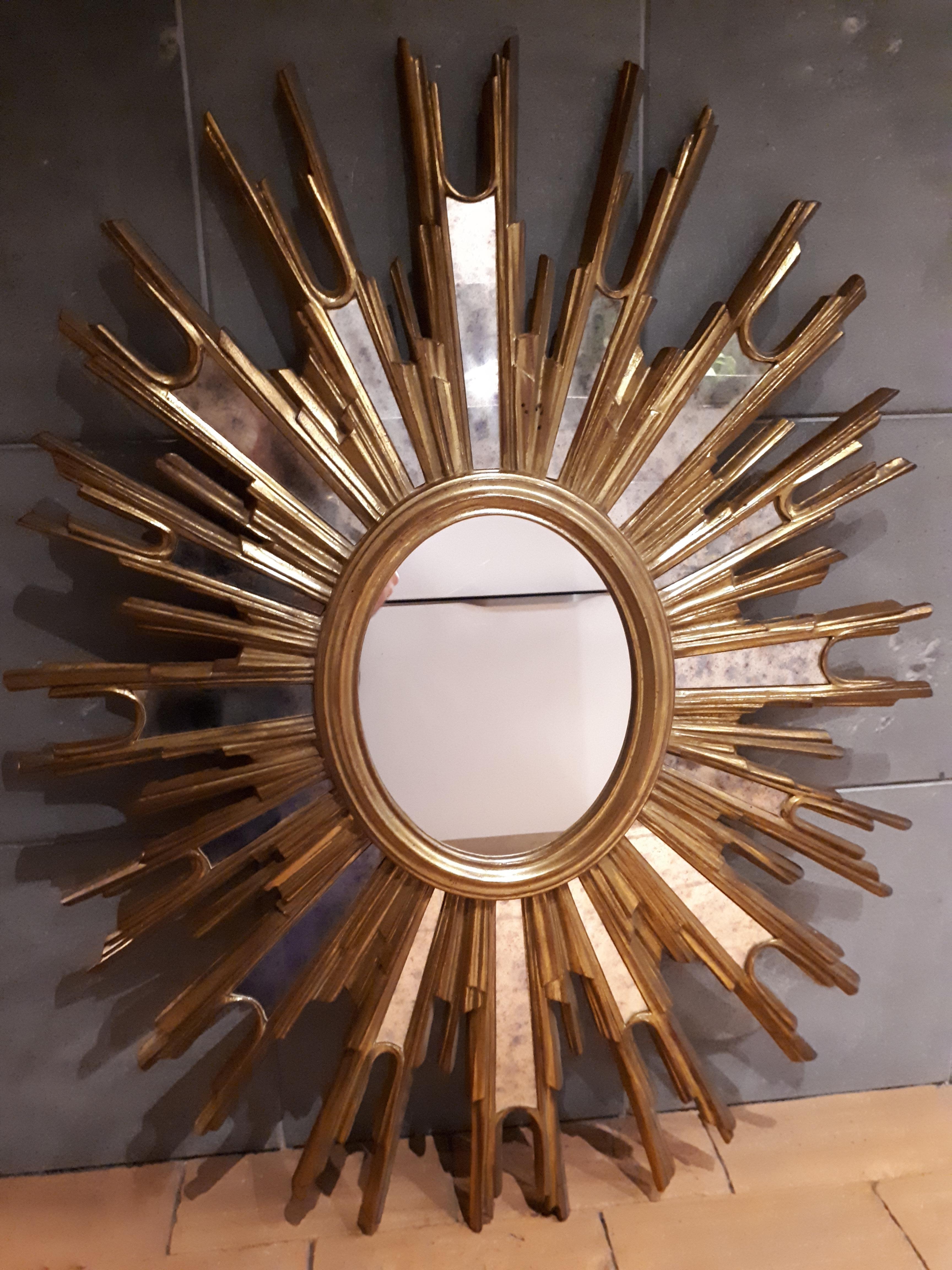 Gilded wooden witch or sunburst mirror, France 1950 For Sale 8