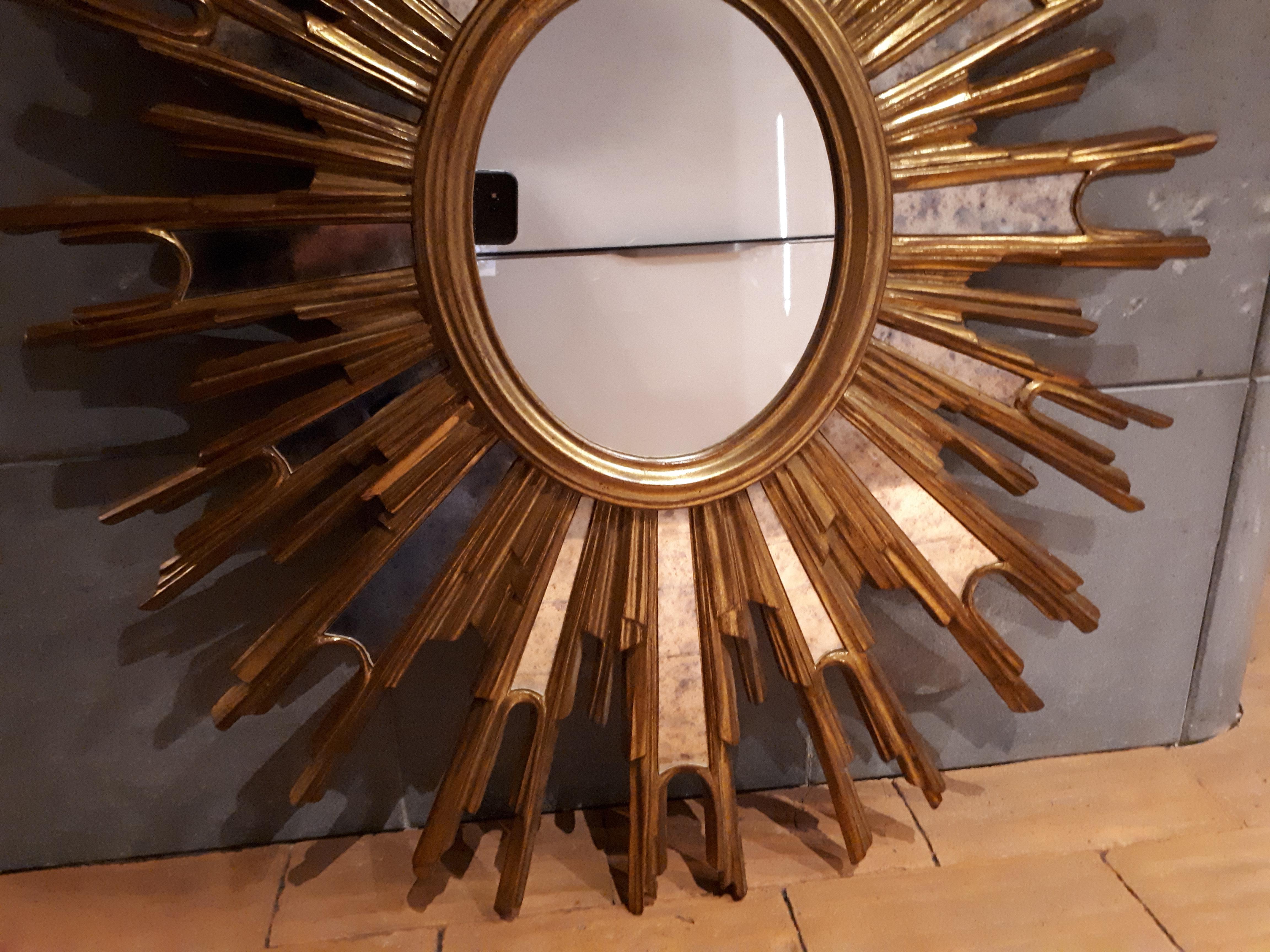Gilded wooden witch or sunburst mirror, France 1950 For Sale 9