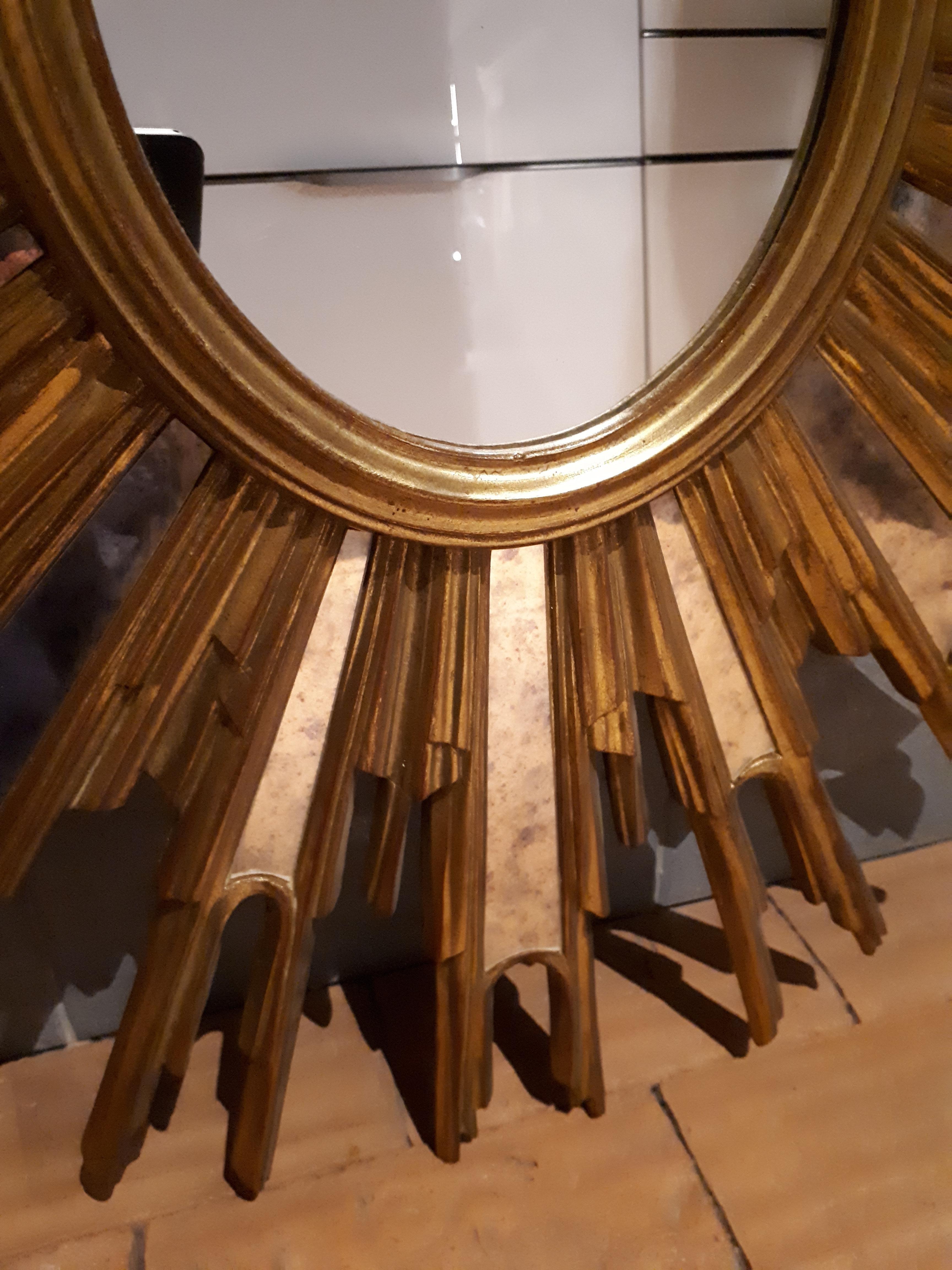 Gilded wooden witch or sunburst mirror, France 1950 For Sale 12
