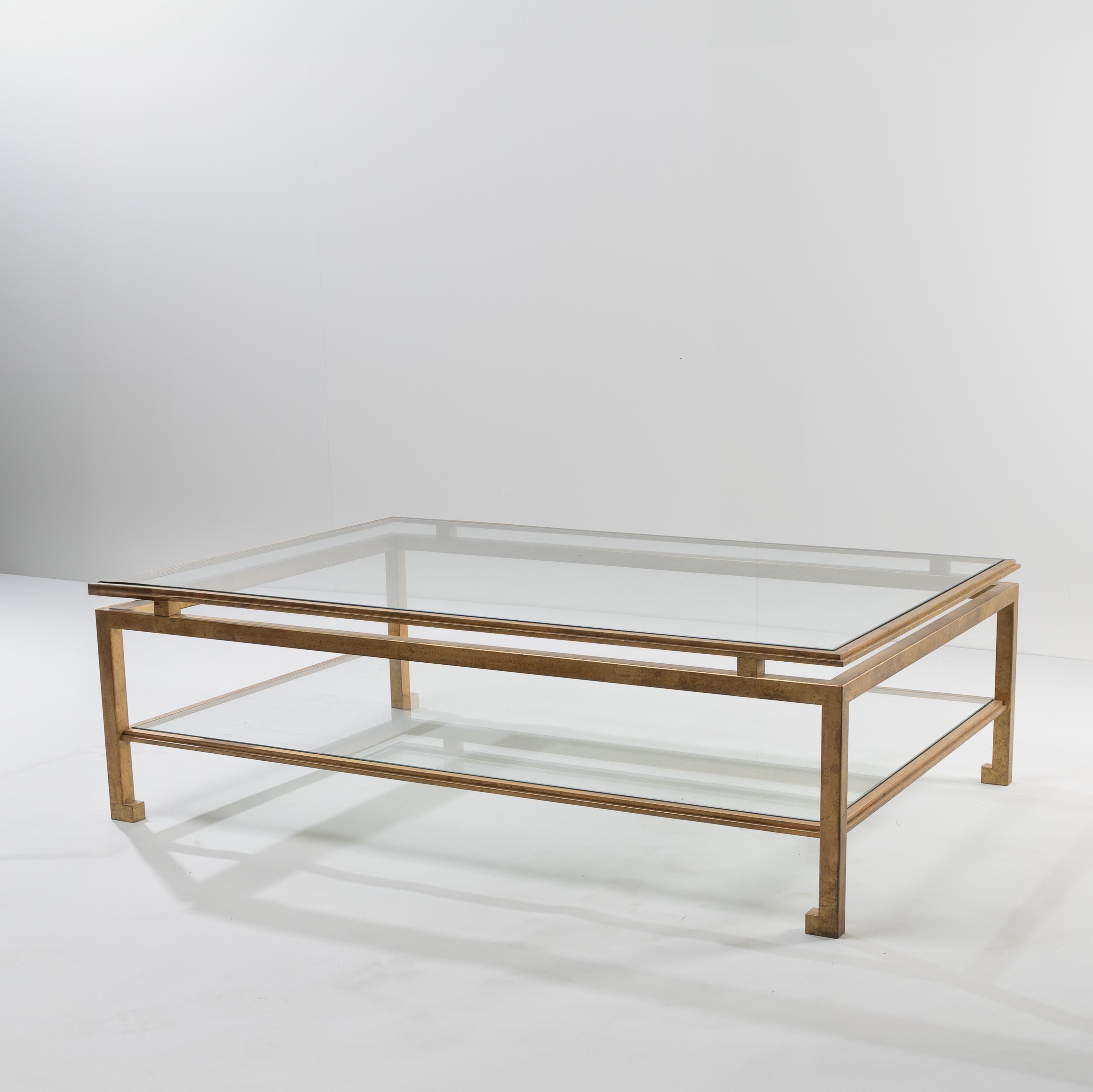 Mid-Century Modern Table basse en fer forgé doré par Maison Ramsay en vente