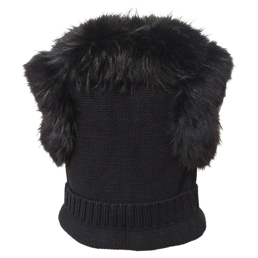 Wool 100% Black color Murmansky fur on neck and armhole Shoulder length / hem cm 53 (2086 inches)
