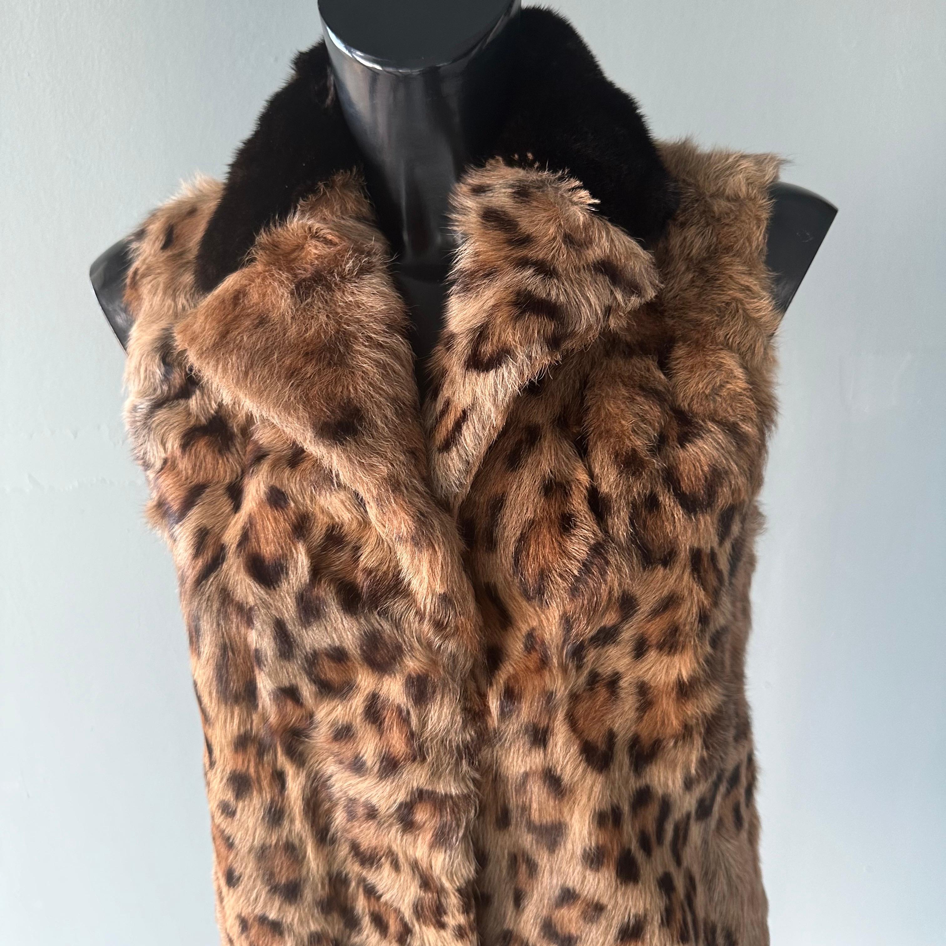 Gilet Prada  in pelliccia di capretto con stampa animalier For Sale 1