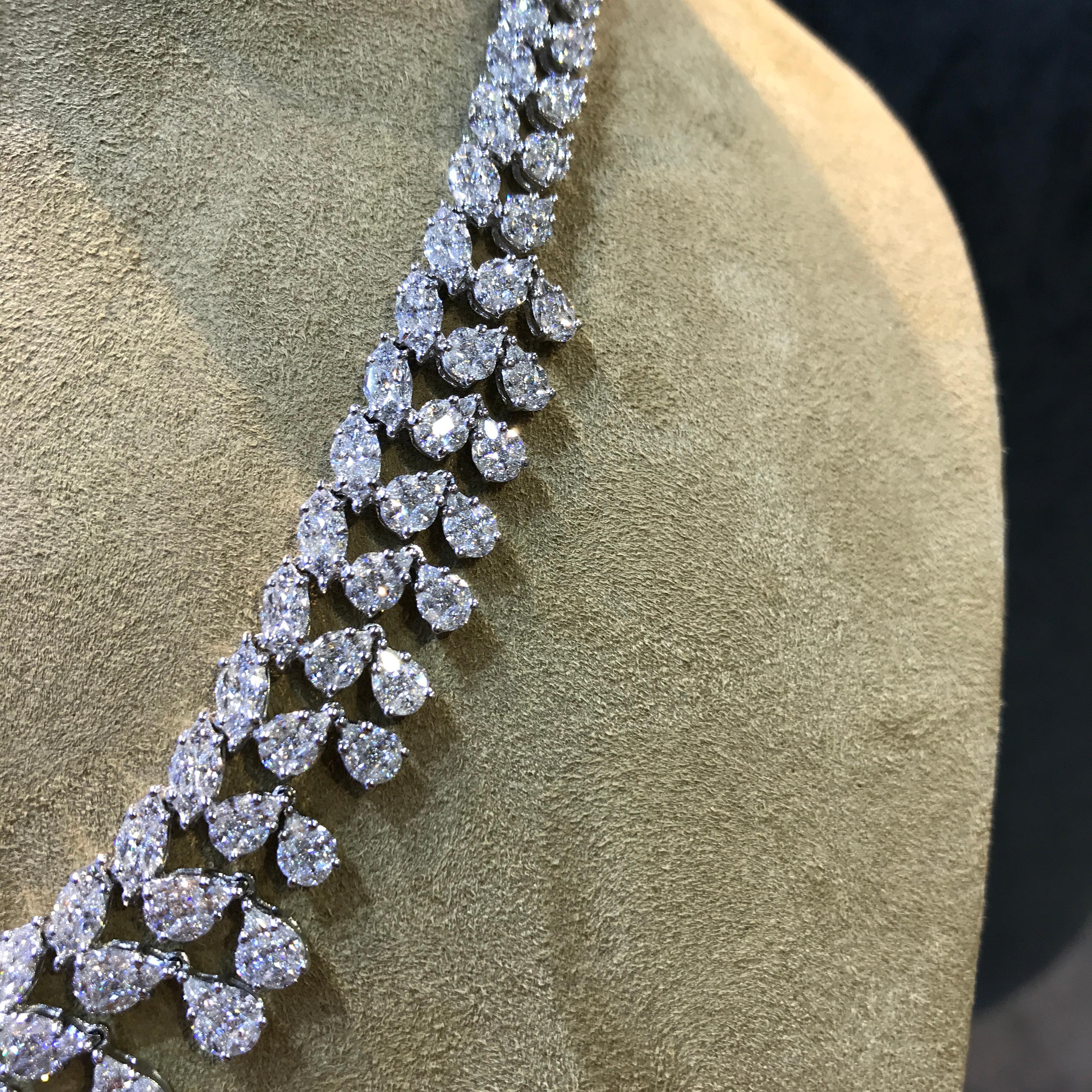 18 karat diamond necklace