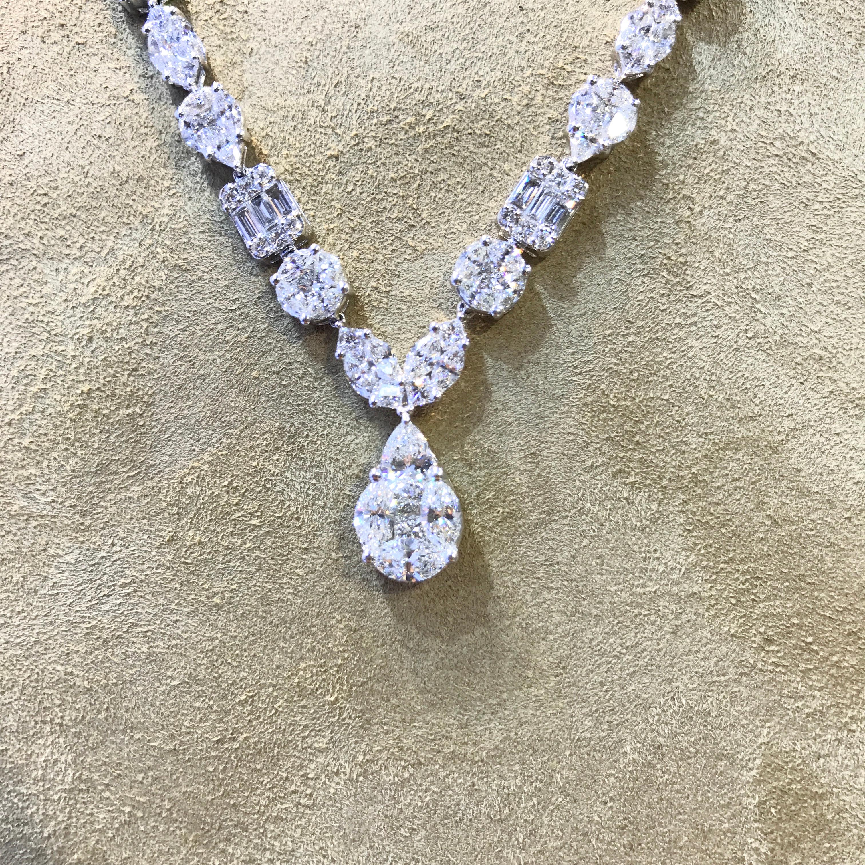 Women's GILIN 18 Karat White Gold 14.14 Carts Classic White Diamond Necklace For Sale