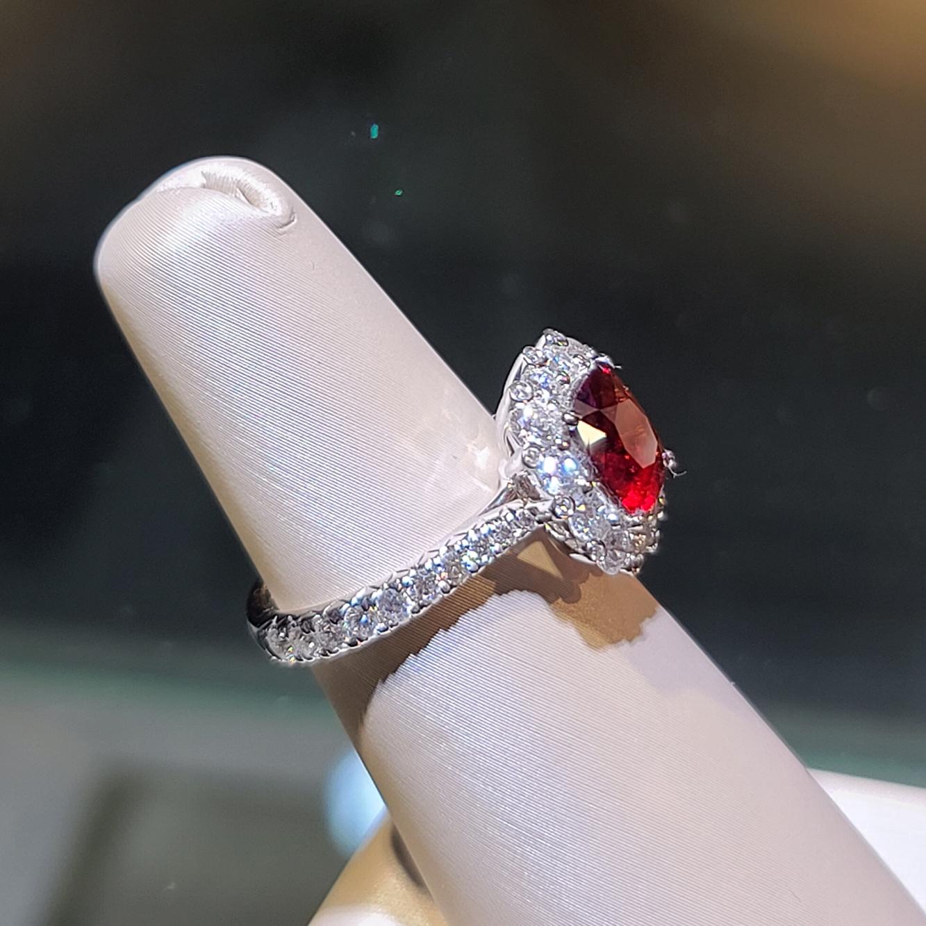 Antique Cushion Cut Gilin 18 Karat White Gold 1.85 Carat Burma No Heat Spinel Diamond Cocktail Ring For Sale