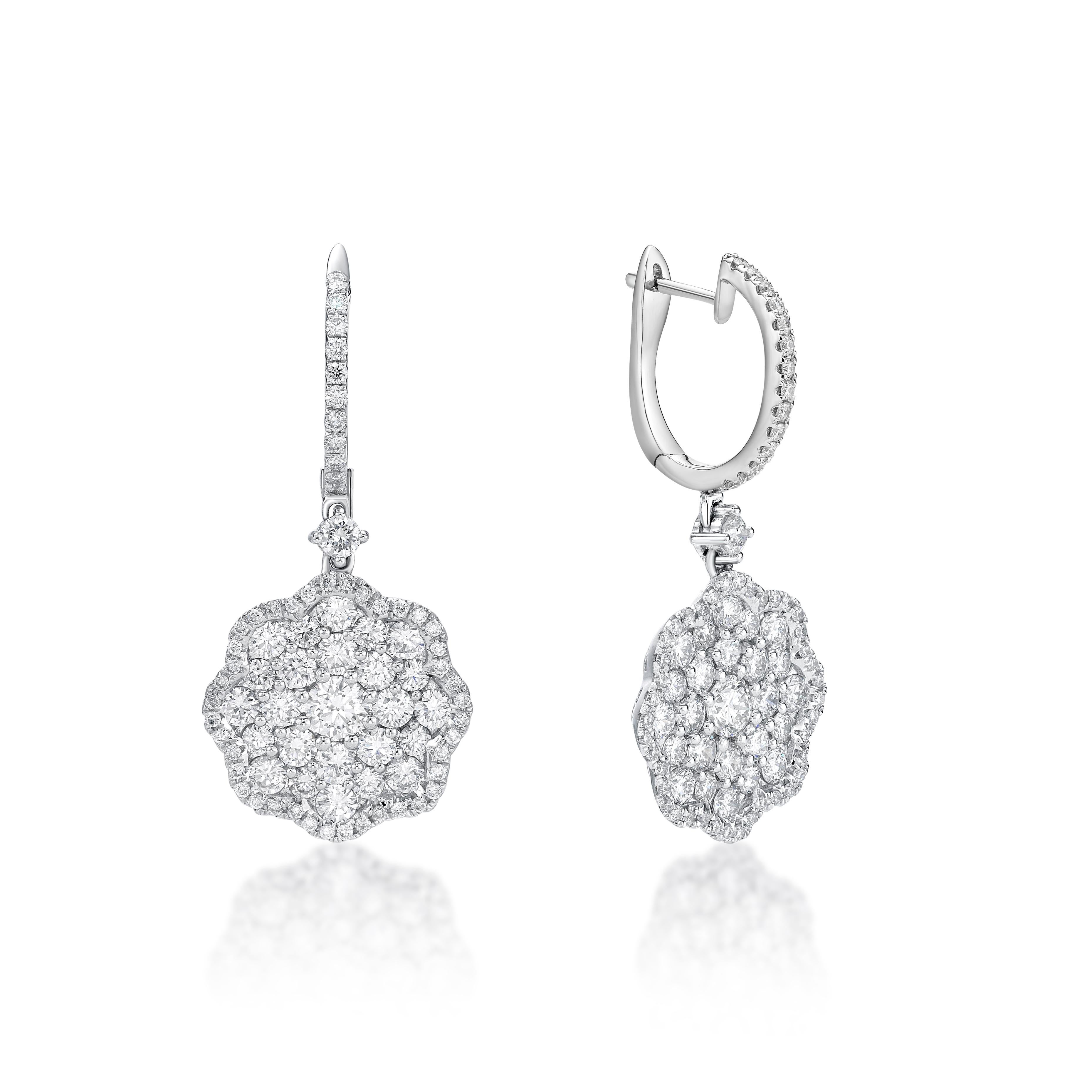 Diamonds are symbols of purity, unity, and love. They absorb and amplify energy, both positive and negative. They are also connected to the energy of wealth and are helpful in attracting abundance and manifesting.

The earring setting with 154 piece