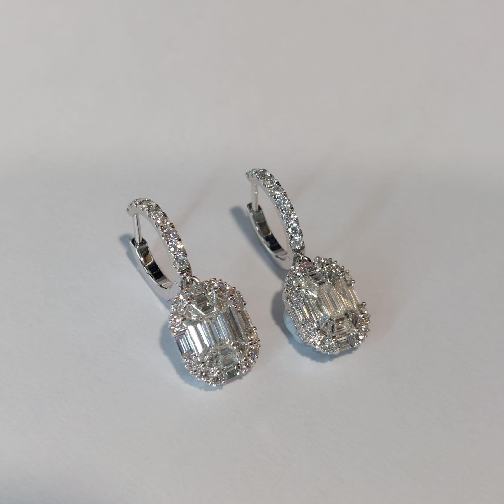 Brilliant Cut Gilin 18k White Gold Diamond Earring For Sale