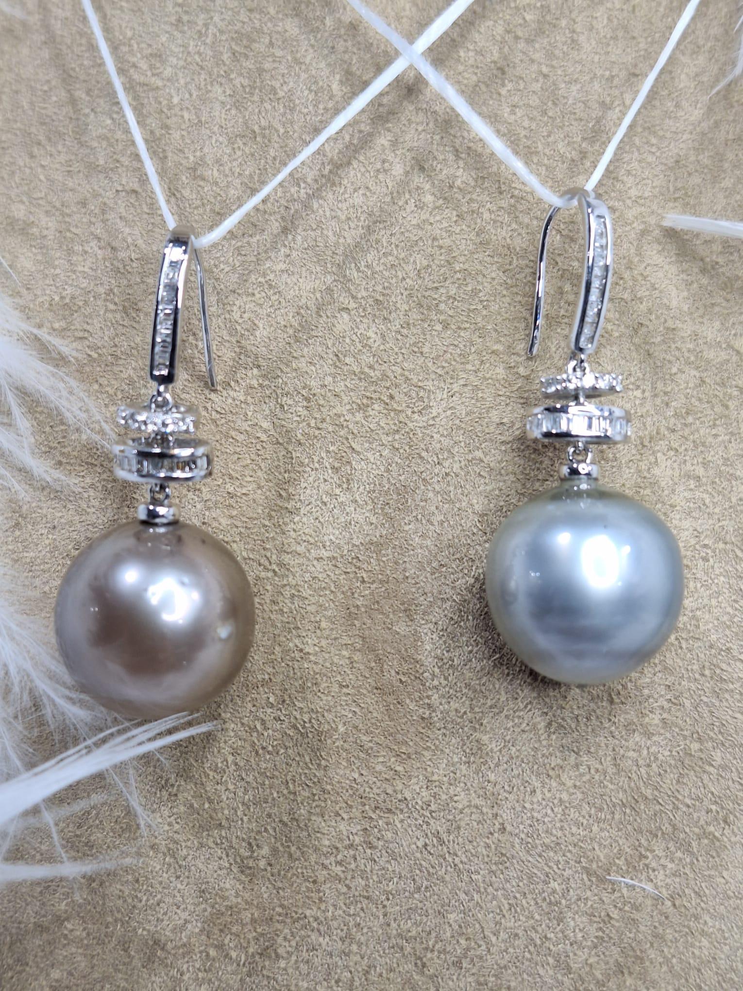 GILIN 18K White Gold Diamond Earring with Pearl In New Condition For Sale In Central, HK