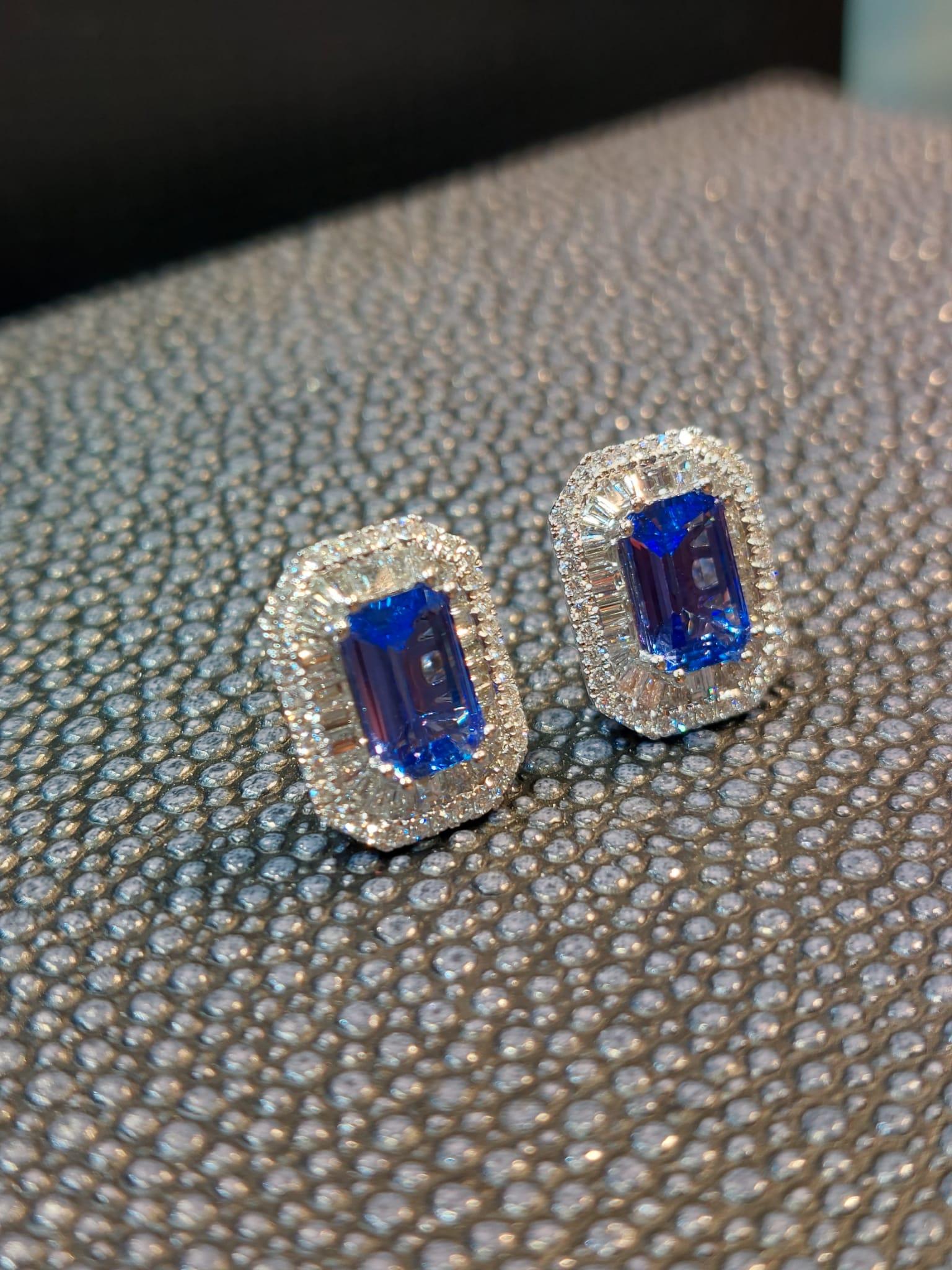 Women's or Men's GILIN 18K White Gold Diamond Earring with Tanzanite For Sale