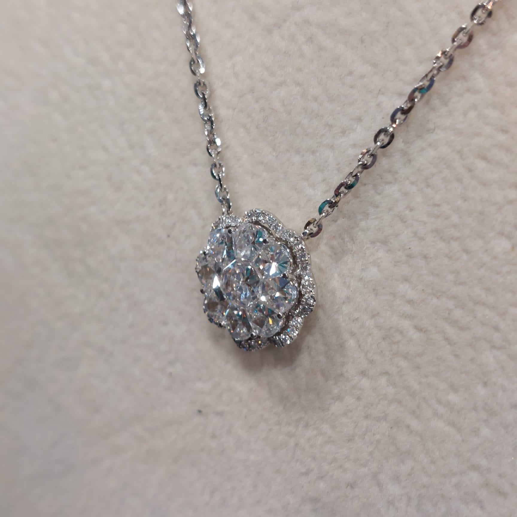 Round Cut Gilin 18Karat White Gold Diamond Necklace For Sale
