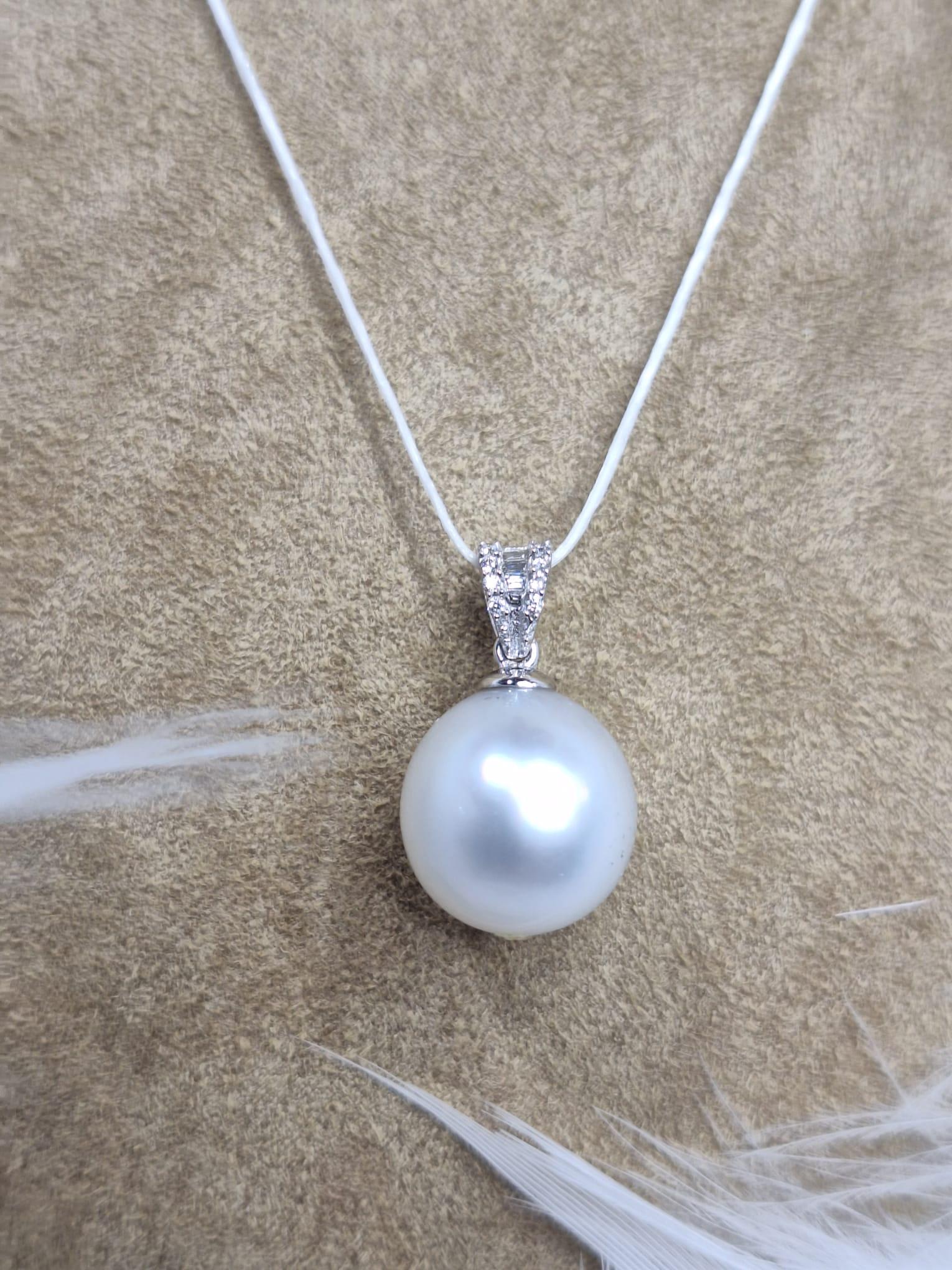 Modern GILIN 18K White Gold Diamond Pendant with Pearl For Sale