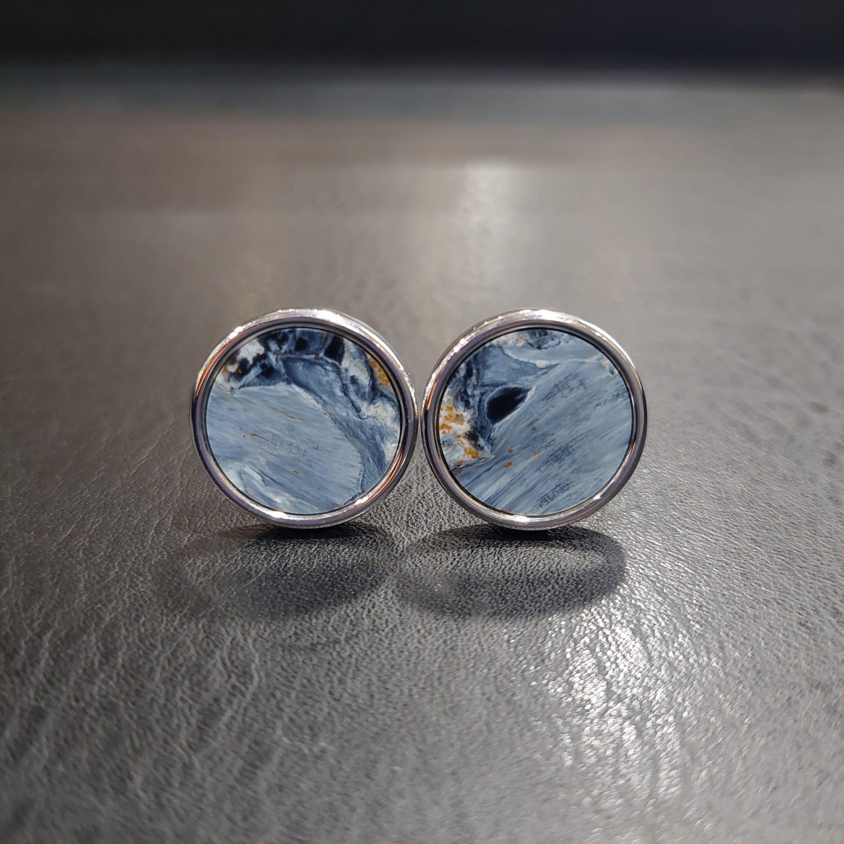 Gilin 18k White Gold Pietersite Cufflinks In New Condition For Sale In Central, HK