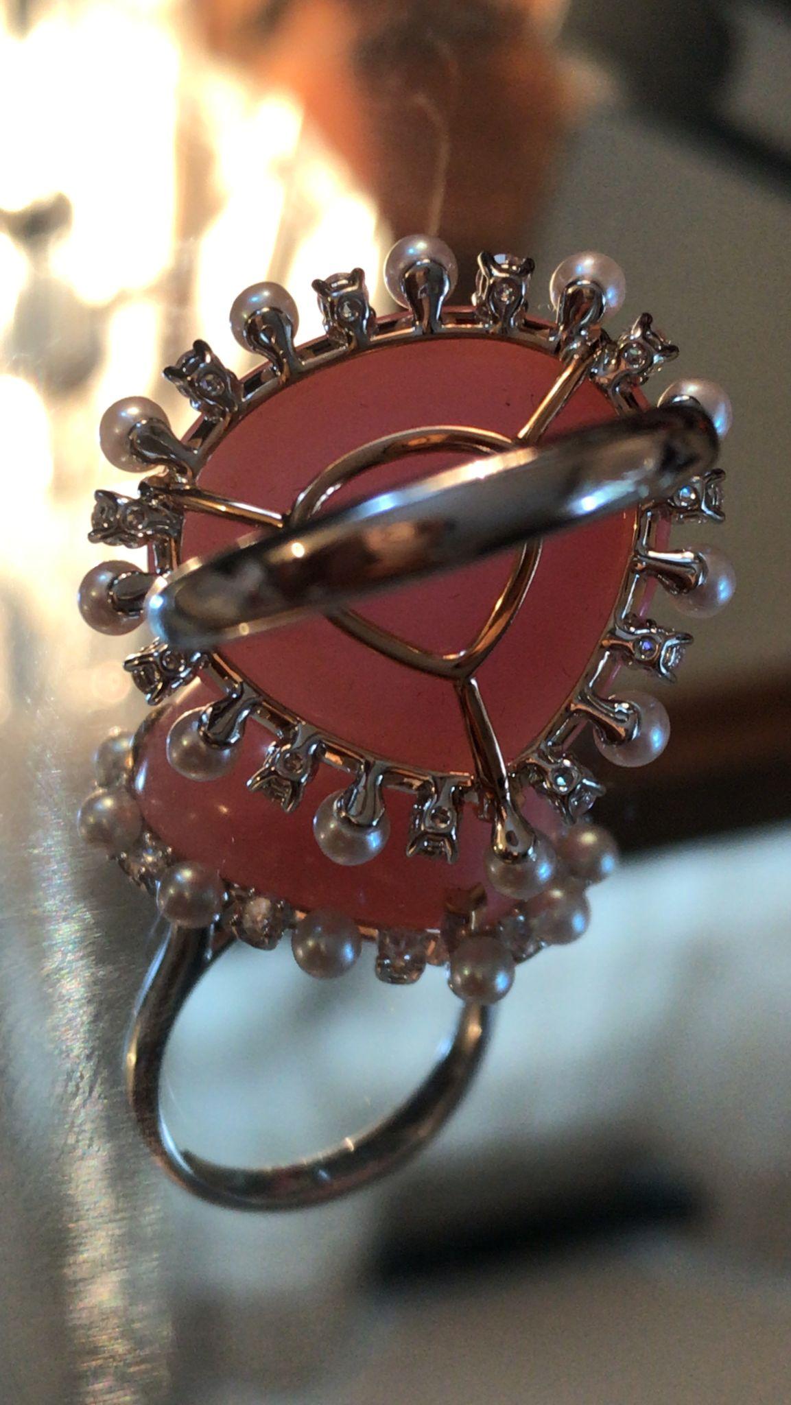 GILIN 18K White Gold Ring with Pink Opal, Pearl and Diamond In New Condition For Sale In Central, HK