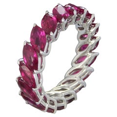 GILIN 18K White Gold Ring with Ruby