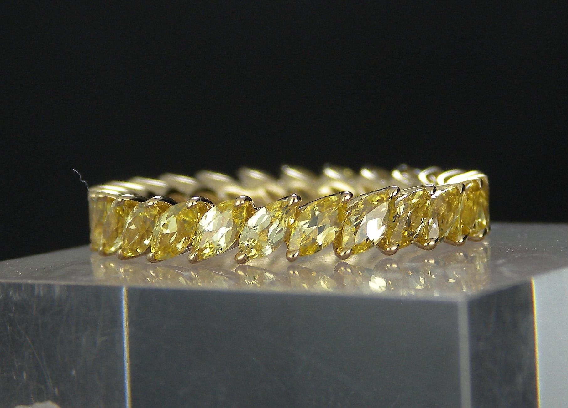 GILIN Bague en or jaune 18 carats avec saphir jaune en vente 5