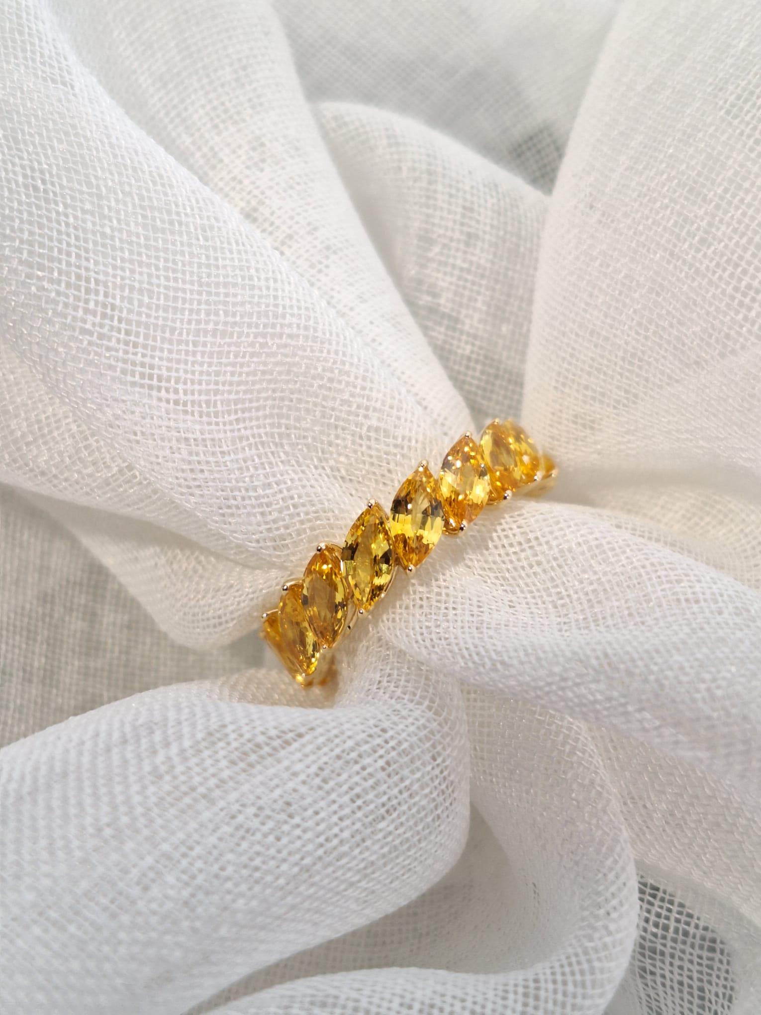 GILIN Bague en or jaune 18 carats avec saphir jaune Unisexe en vente
