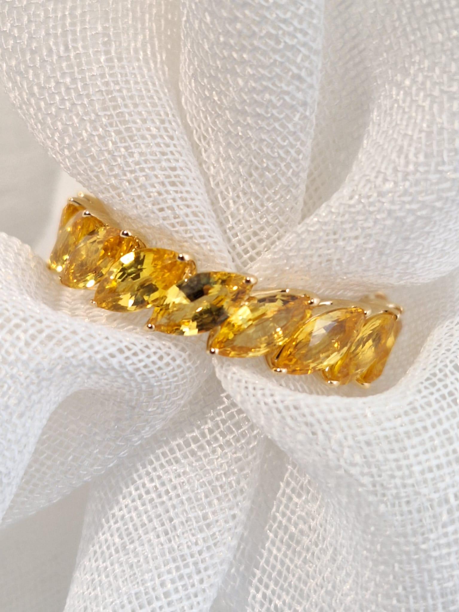 GILIN Bague en or jaune 18 carats avec saphir jaune en vente 1