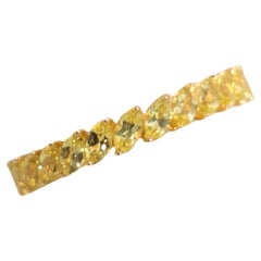 GILIN Ring aus 18 Karat Gelbgold mit gelbem Saphir