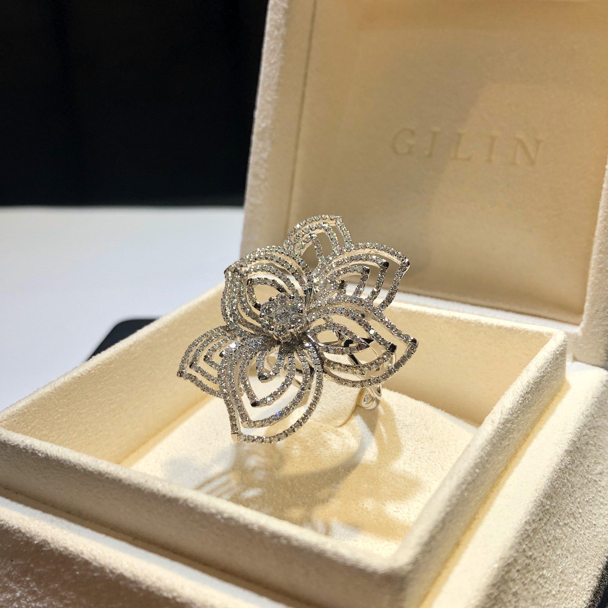 GILIN 18K White Gold Diamond Ring For Sale 1