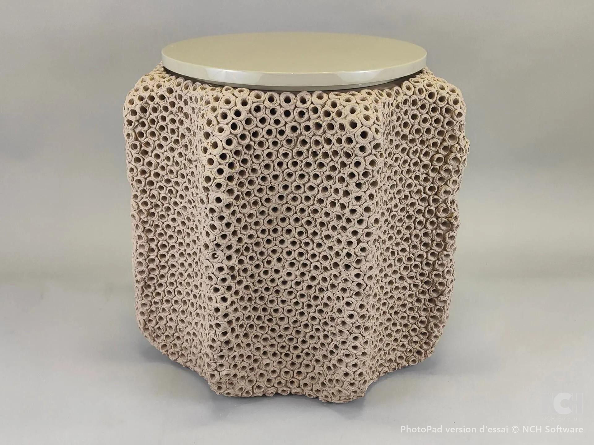 Gilles CAFFIER (1963) ceramic side table, signed and dated Bon état - En vente à Mouscron, WHT