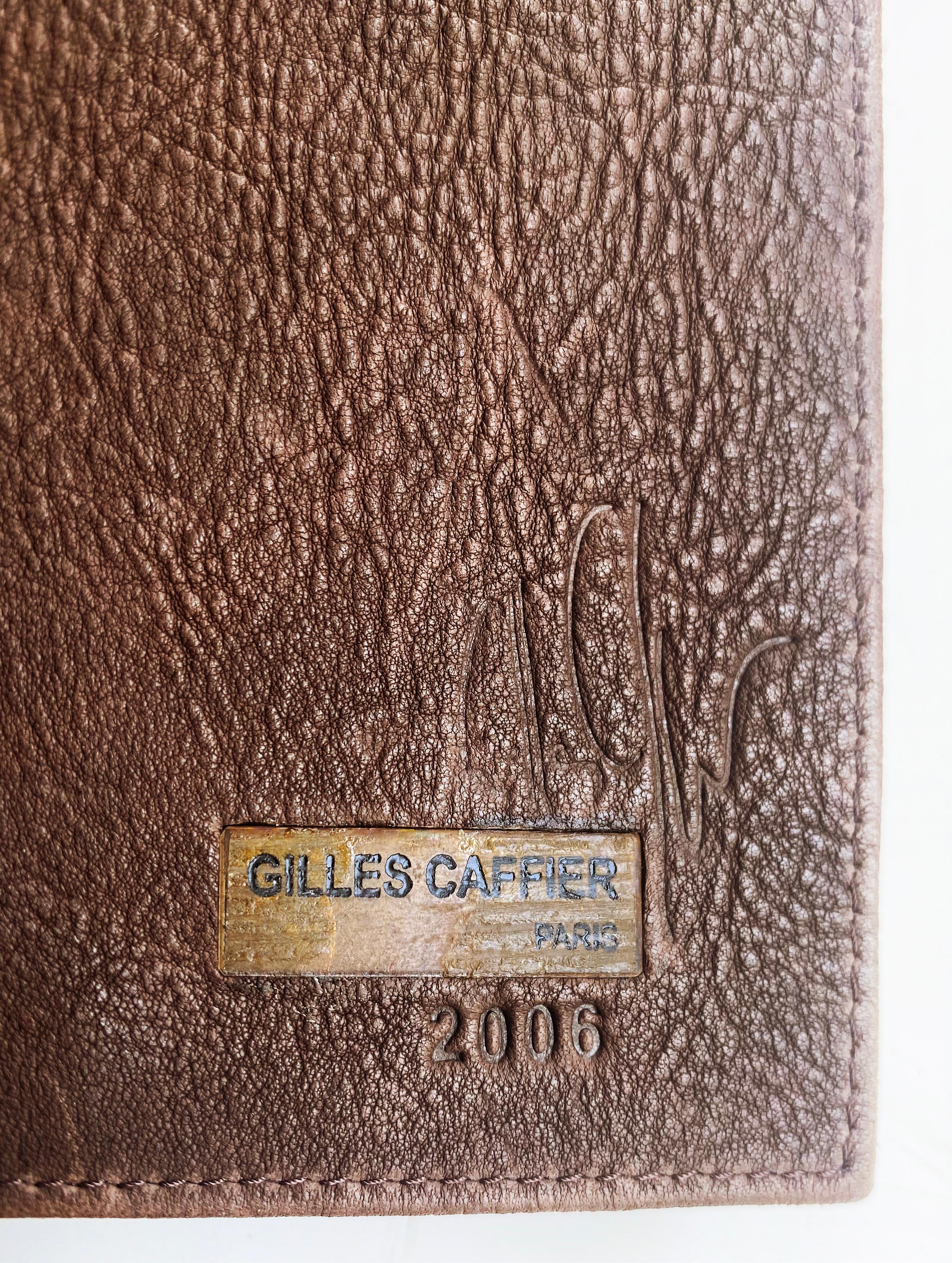 Cuir Plateau de coiffeuse en cuir vernissé Gilles Caffier fabriqué en France 2006 en vente