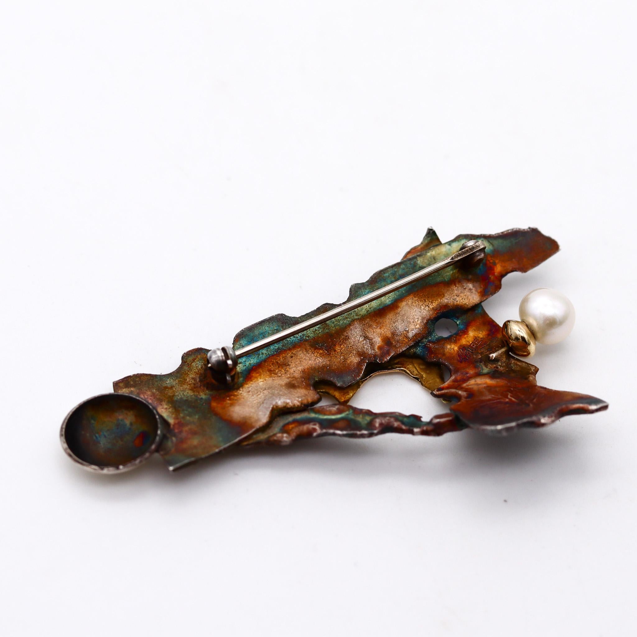 Round Cut Gilles Maurel Organic Brooch In Oxidized Copper And 18kt Gold With One Pearl For Sale
