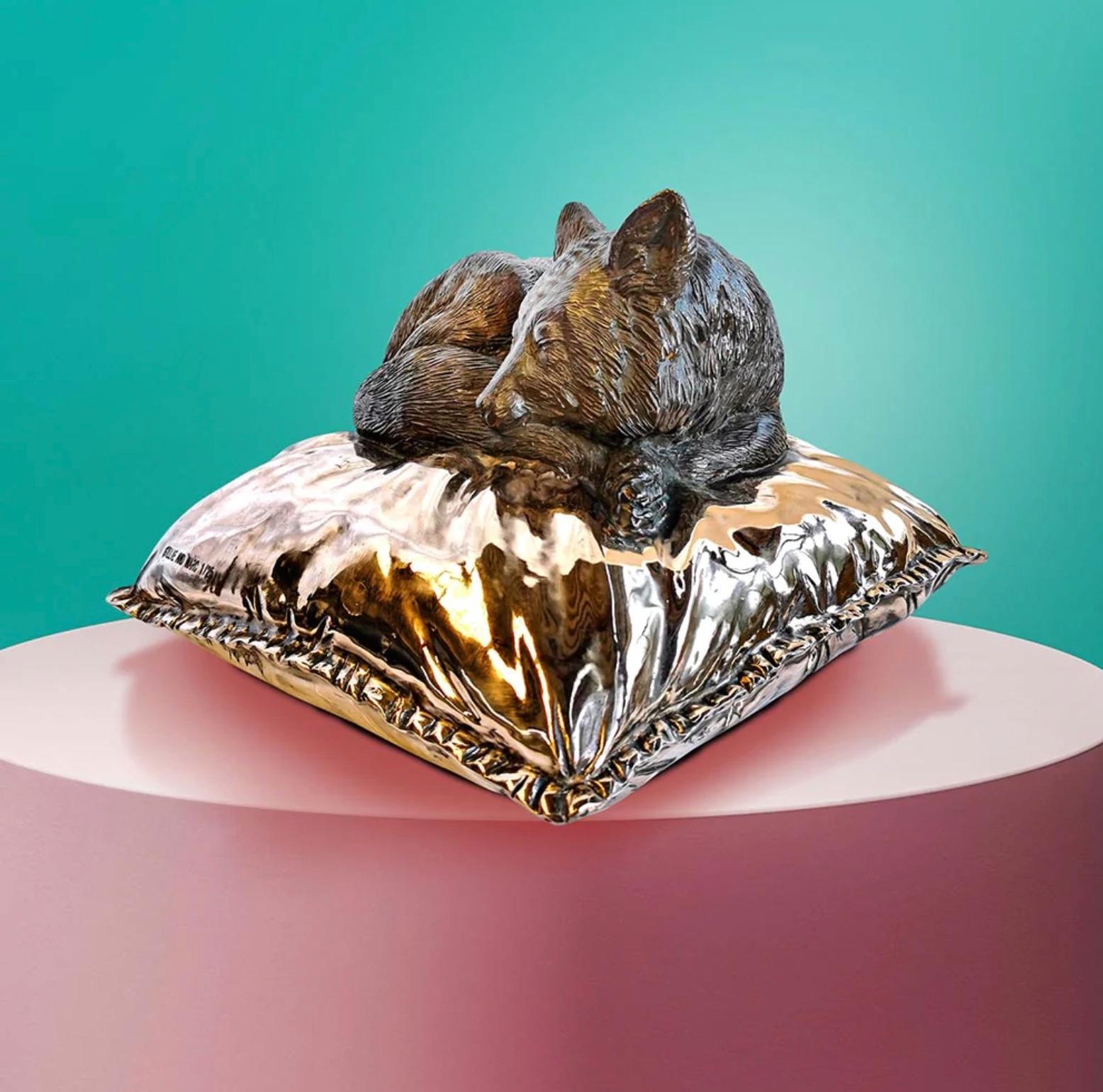 Autentica scultura in bronzo della volpe rossa addormentata, in edizione limitata, di Gillie e Marc in vendita 4