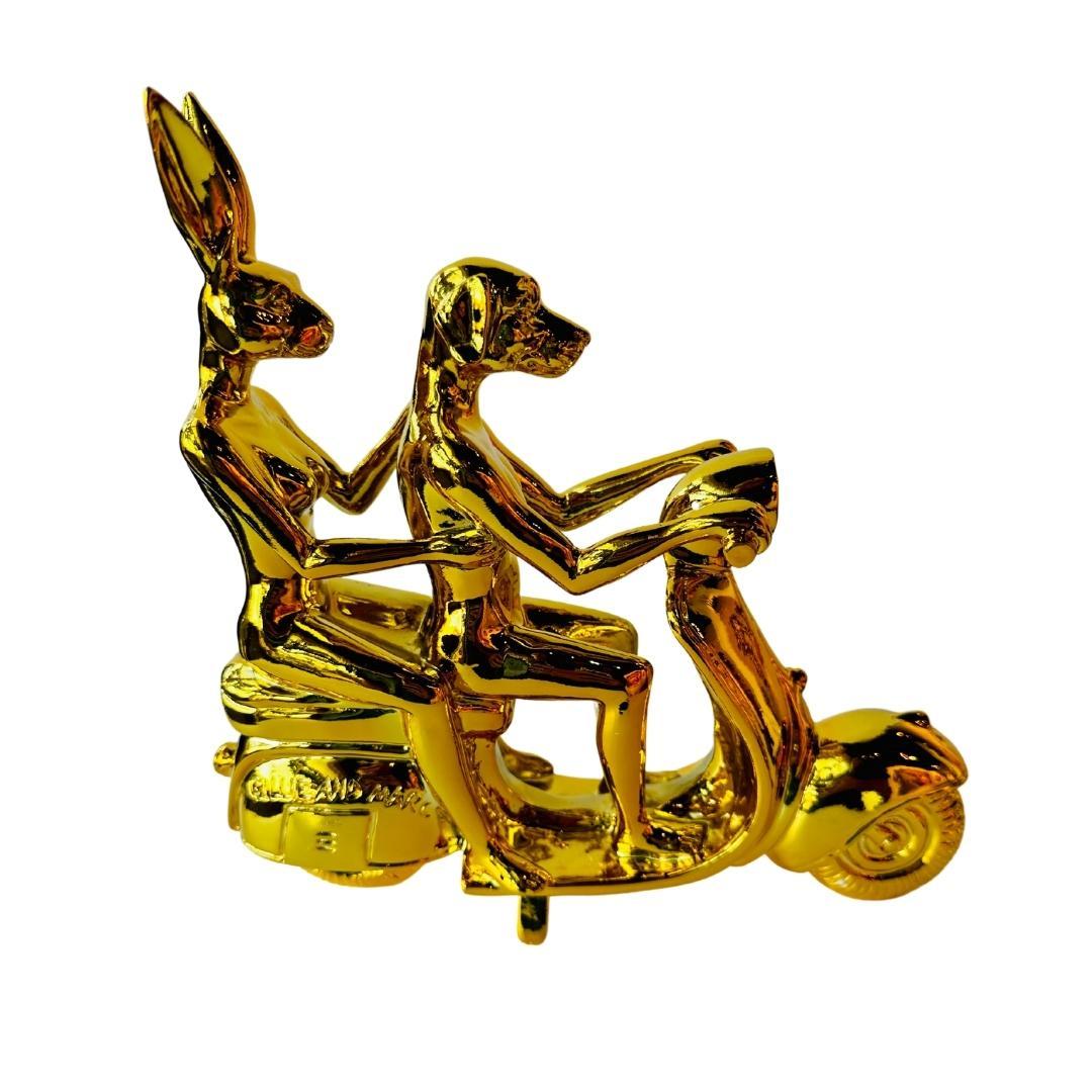 Happy Mini Vespa Riders (Ed. 27/100) - Sculpture by Gillie and Marc Schattner
