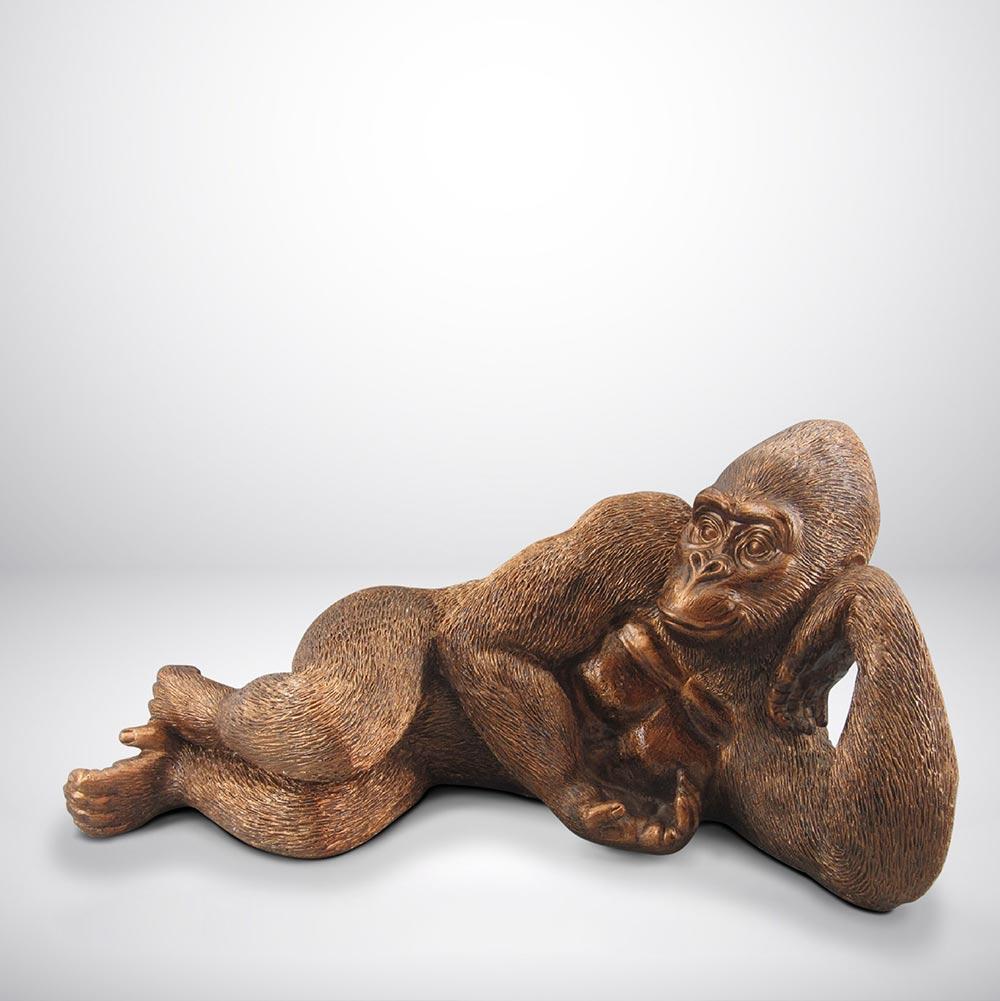 Gillie and Marc Schattner Figurative Sculpture - Resin Animal Sculpture - Art - Resin - Gillie and Marc - Gorilla 