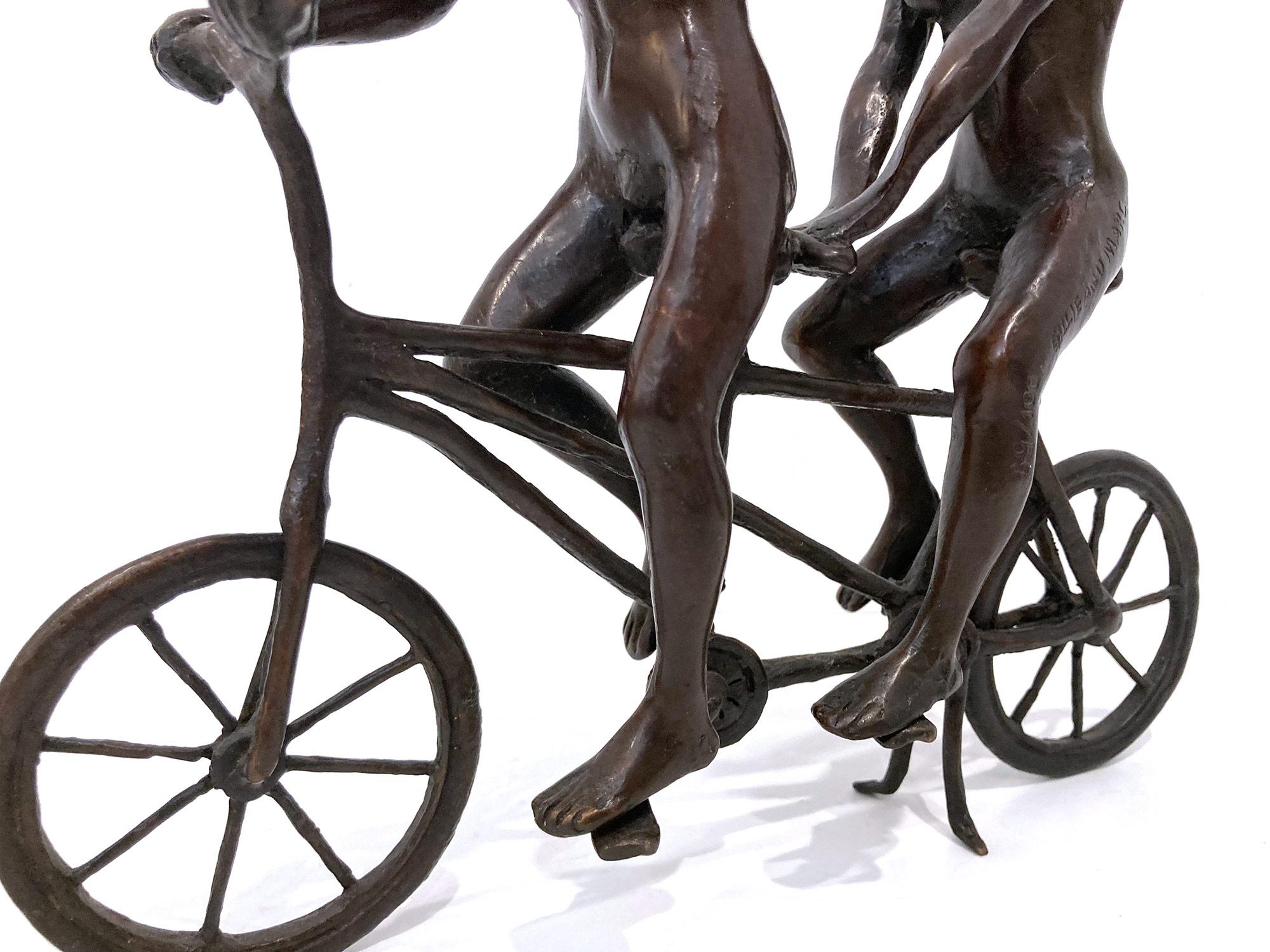 „They Loved Riding Together in Paris“ Fahrradskulptur mit tiefer Bronzepatina im Angebot 7
