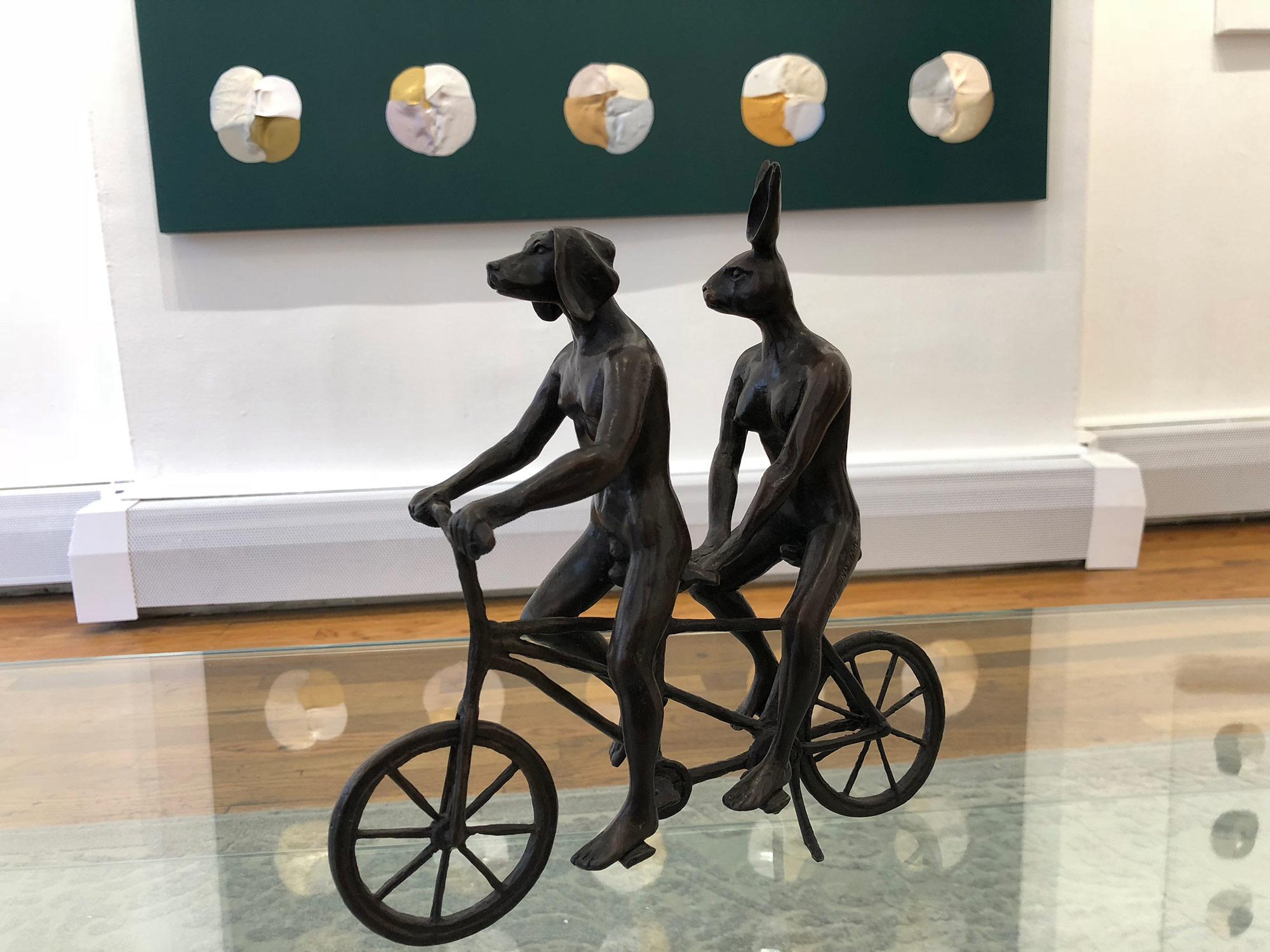 „They Loved Riding Together in Paris“ Fahrradskulptur mit tiefer Bronzepatina im Angebot 15