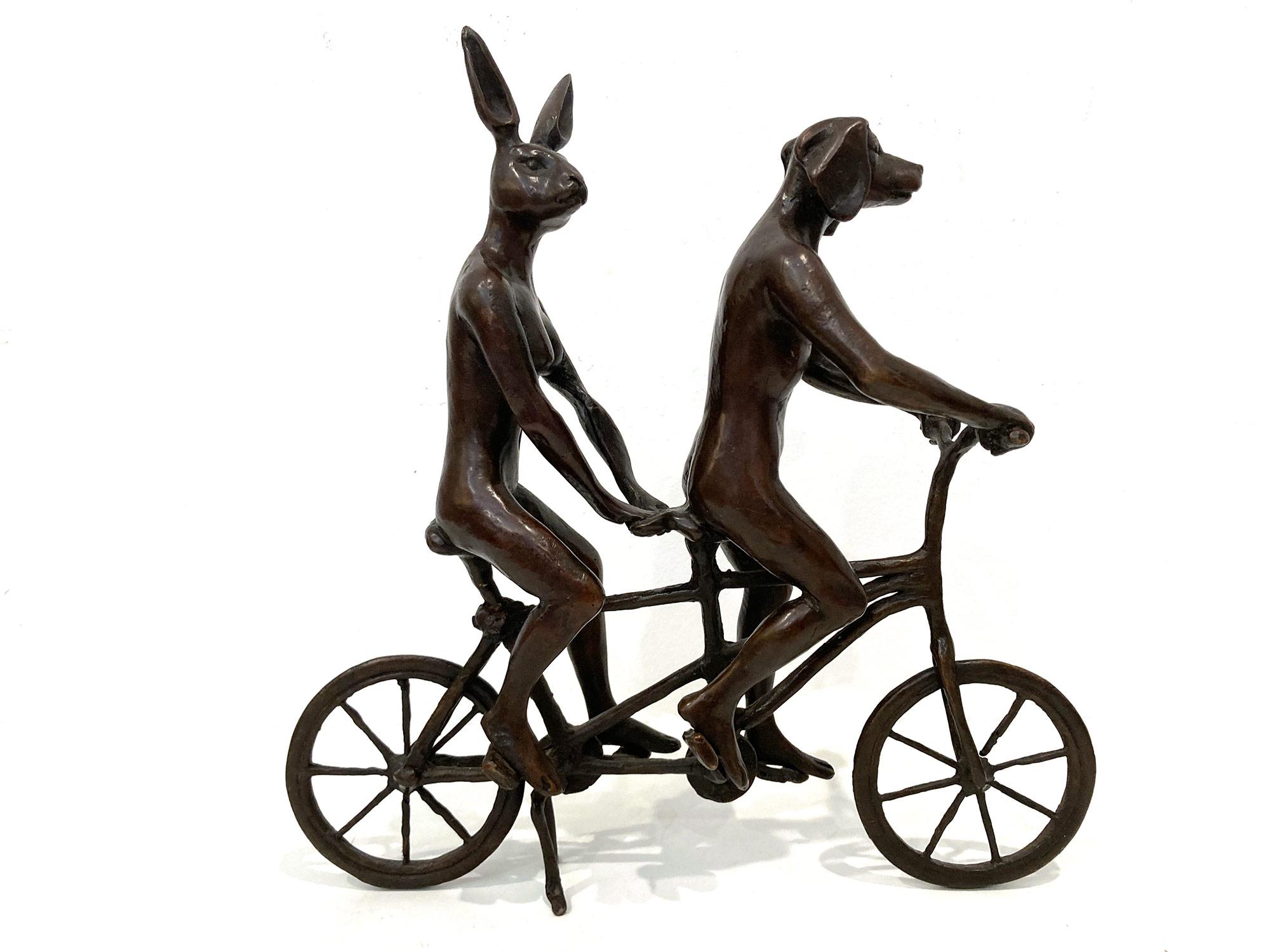 „They Loved Riding Together in Paris“ Fahrradskulptur mit tiefer Bronzepatina im Angebot 1