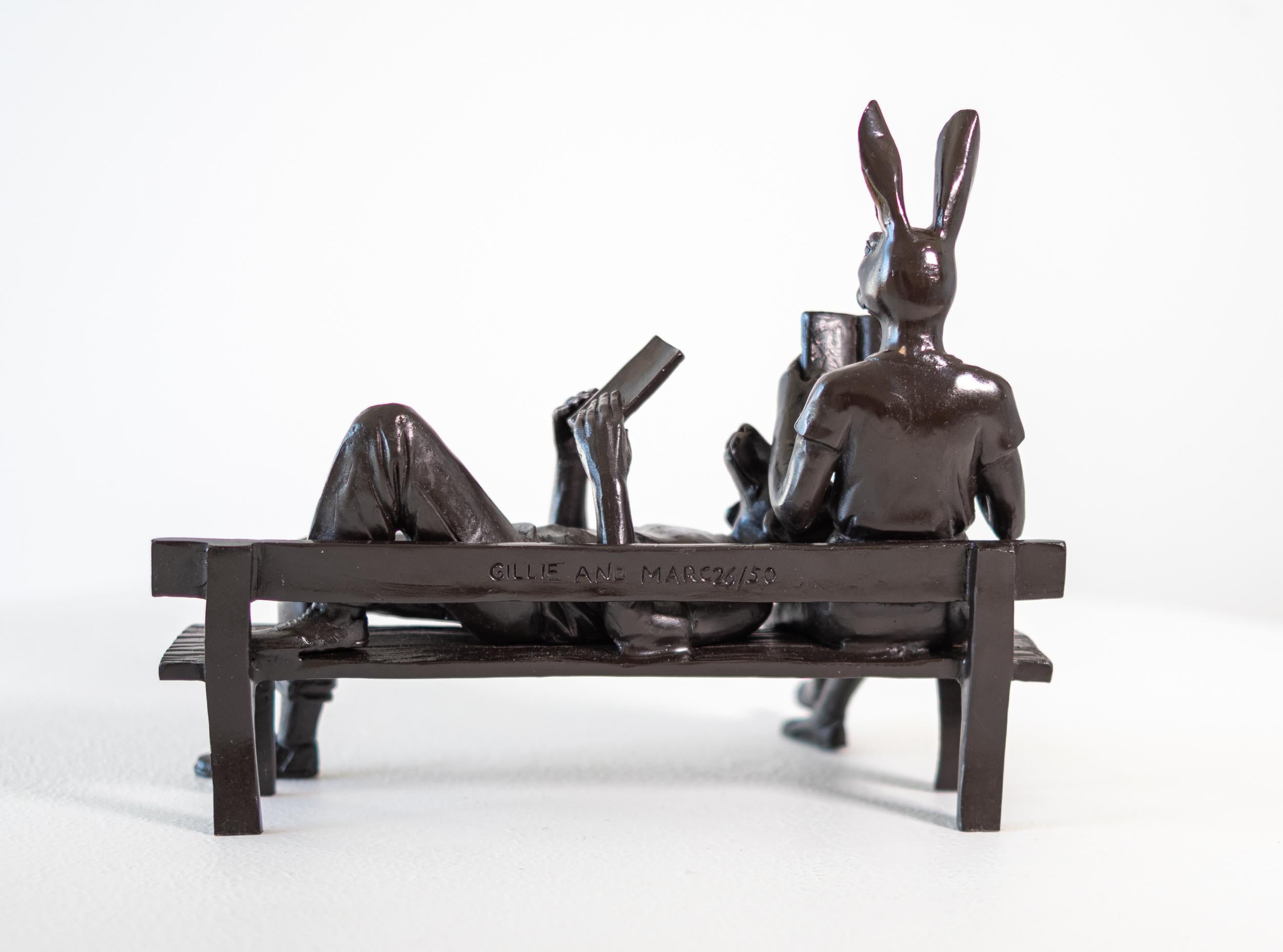 They Only Read Love Letters 26/50 - scultura figurativa in bronzo in vendita 1