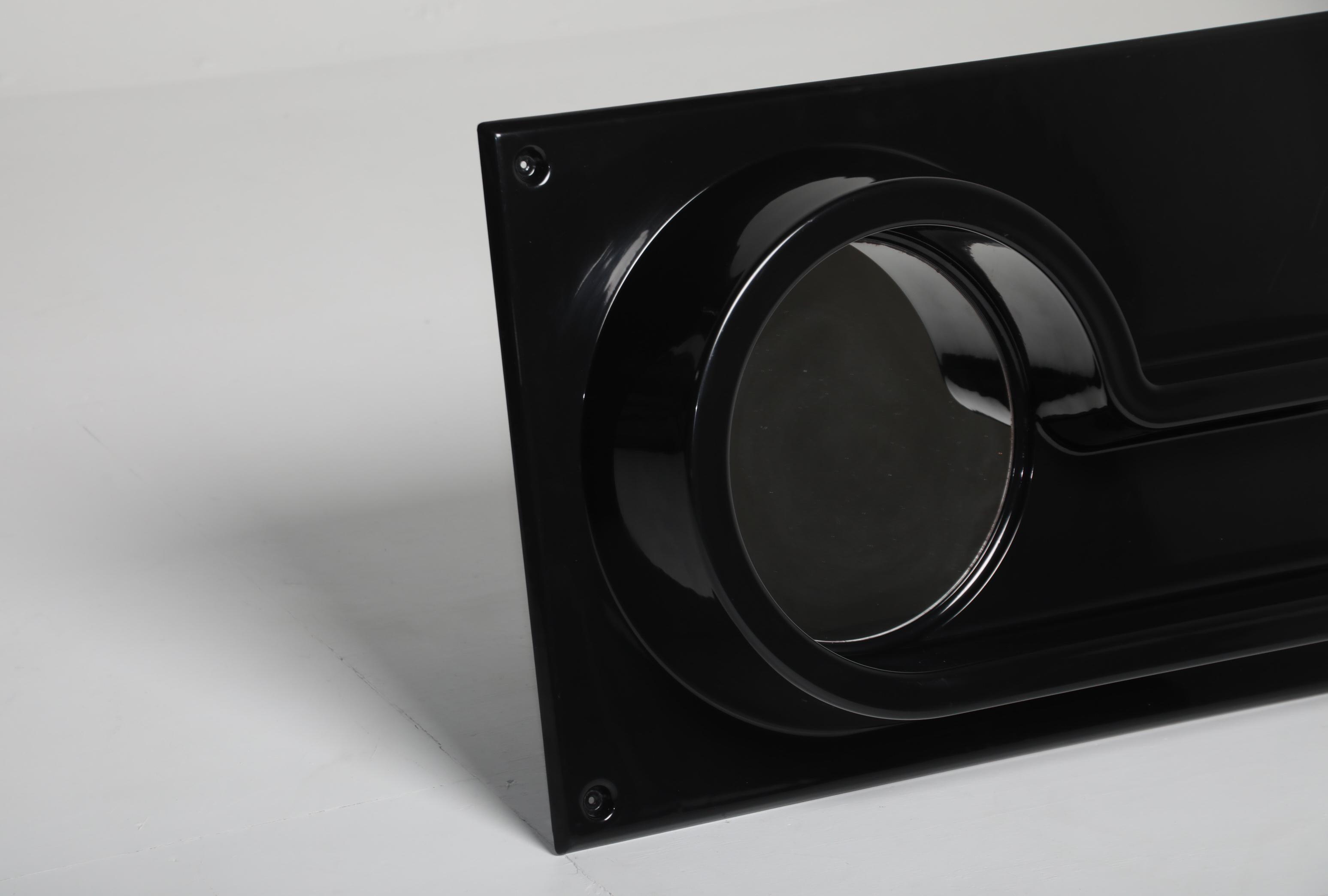 Gillis Lundgren Wandspiegel mit integriertem Regal für IKEA, 1970er Jahre im Zustand „Gut“ im Angebot in Stockholm, SE